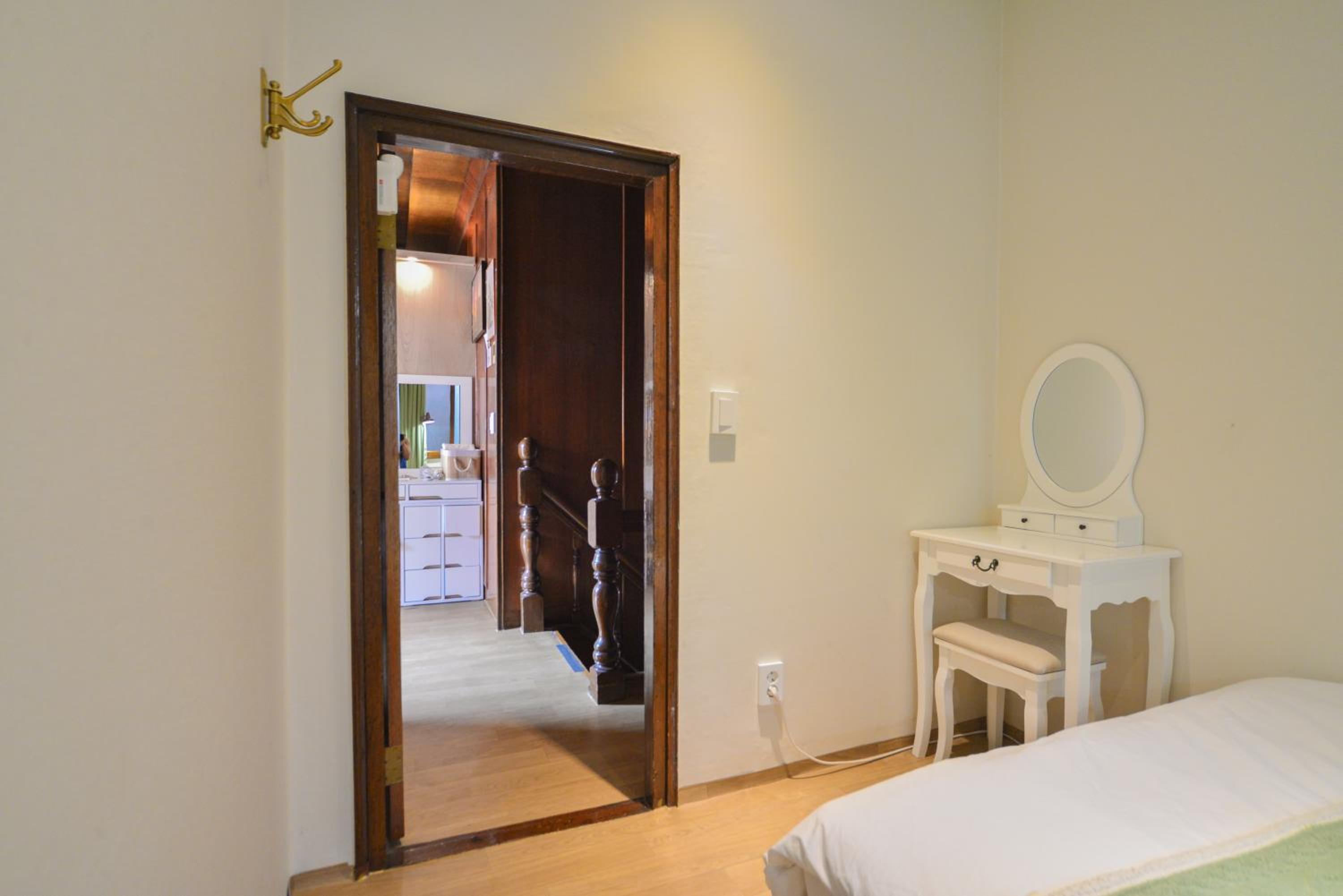 SeoulPapa Guesthouse - Female only