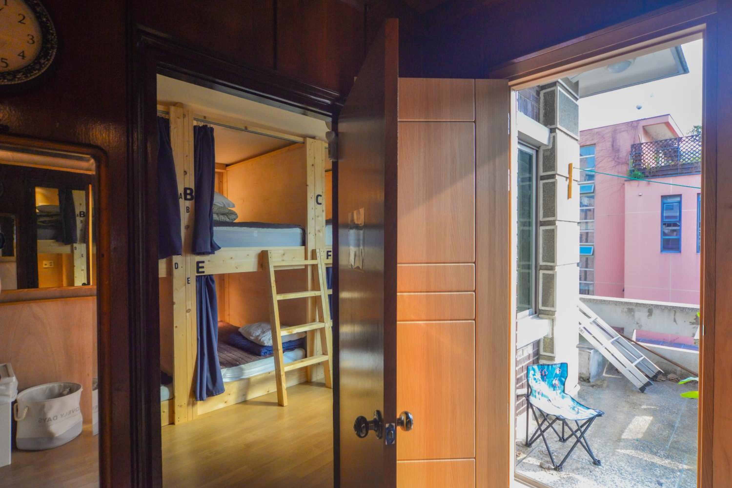 SeoulPapa Guesthouse - Female only