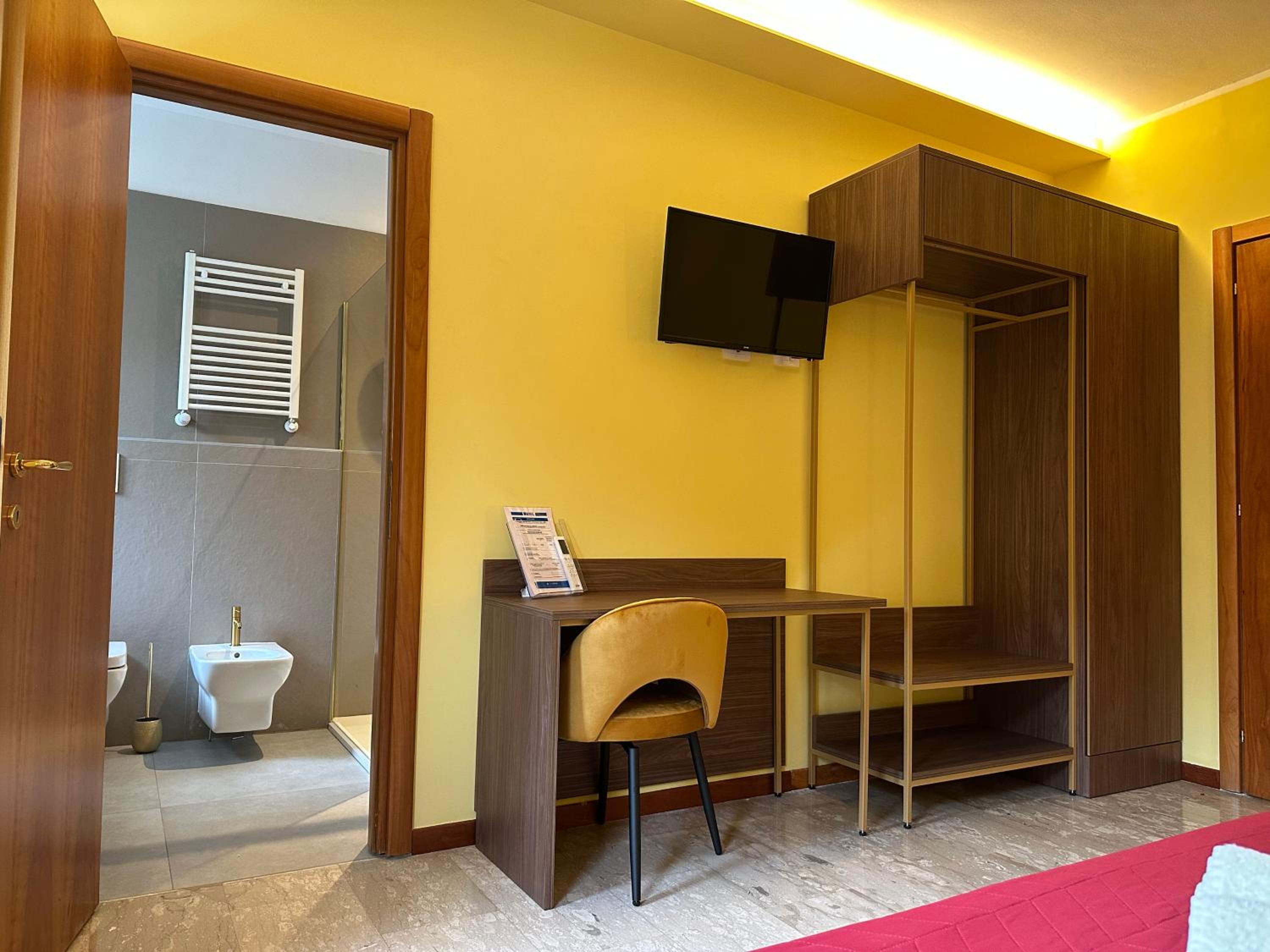 hotel room
