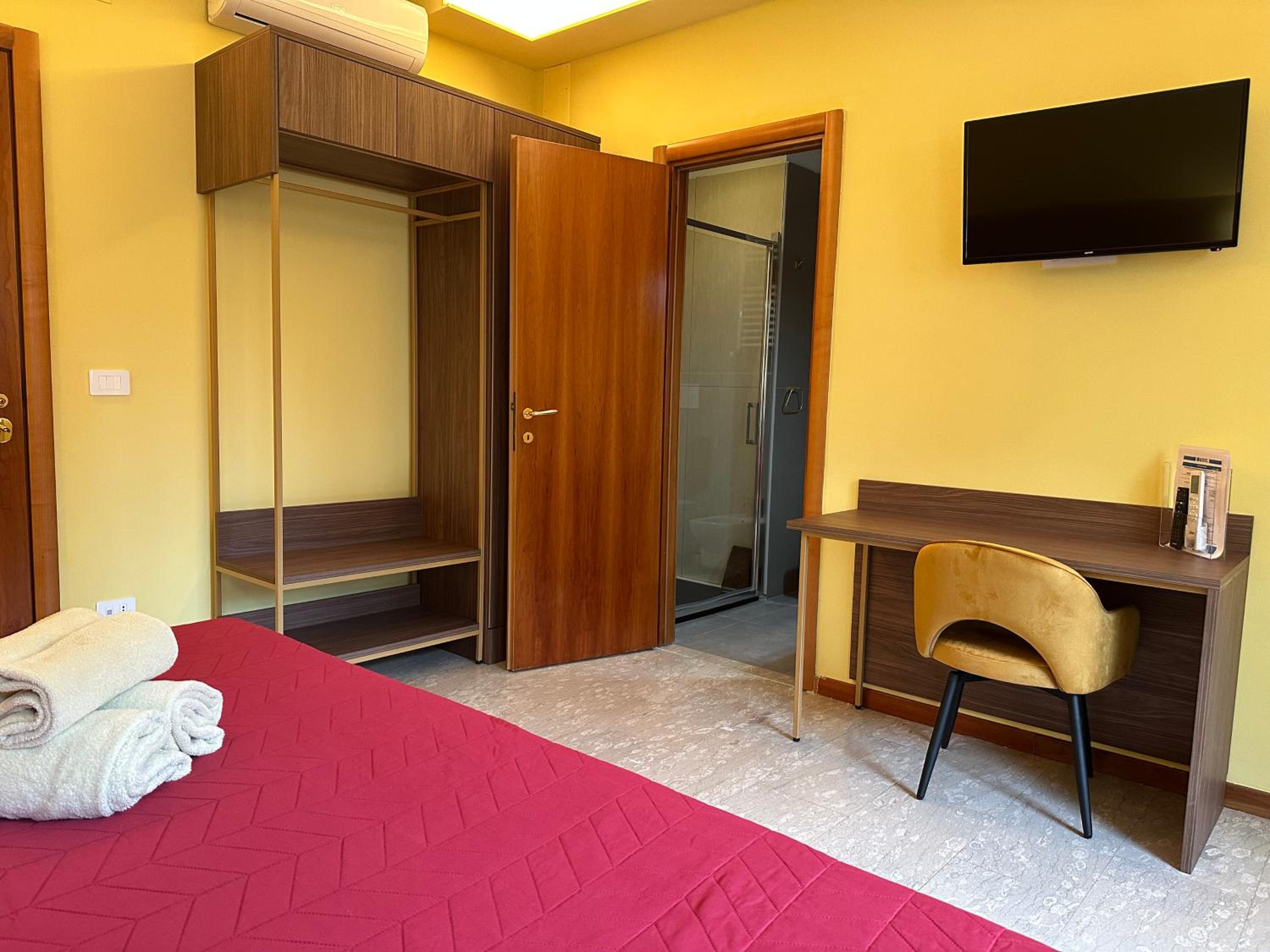 hotel room