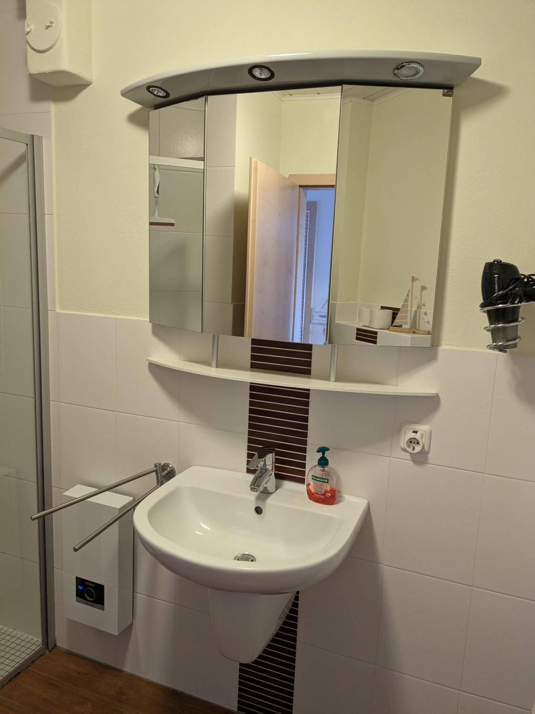 Photo 19