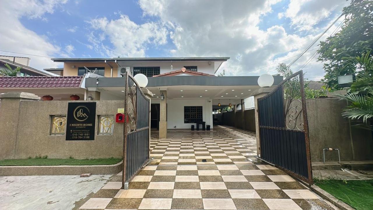 A09 Dedap Johor Jaya Karaoke Fun Homestay