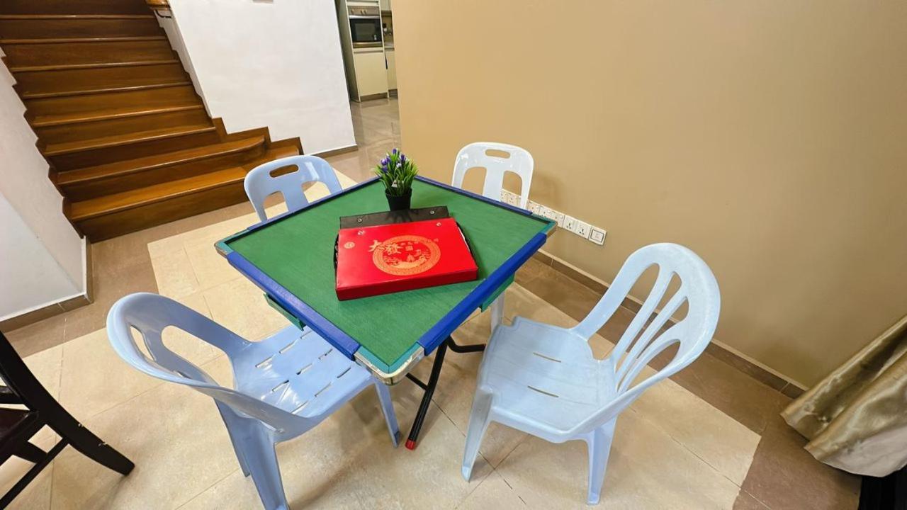 A09 Dedap Johor Jaya Karaoke Fun Homestay