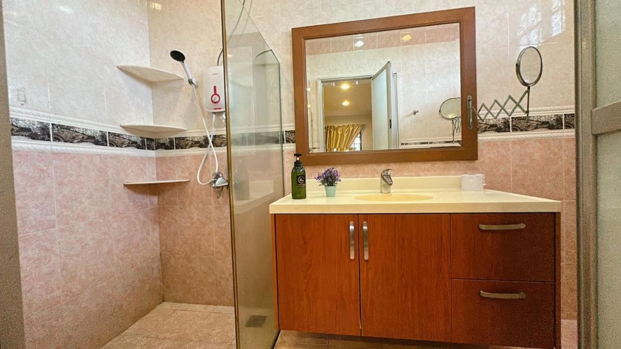 A09 Dedap Johor Jaya Karaoke Fun Homestay