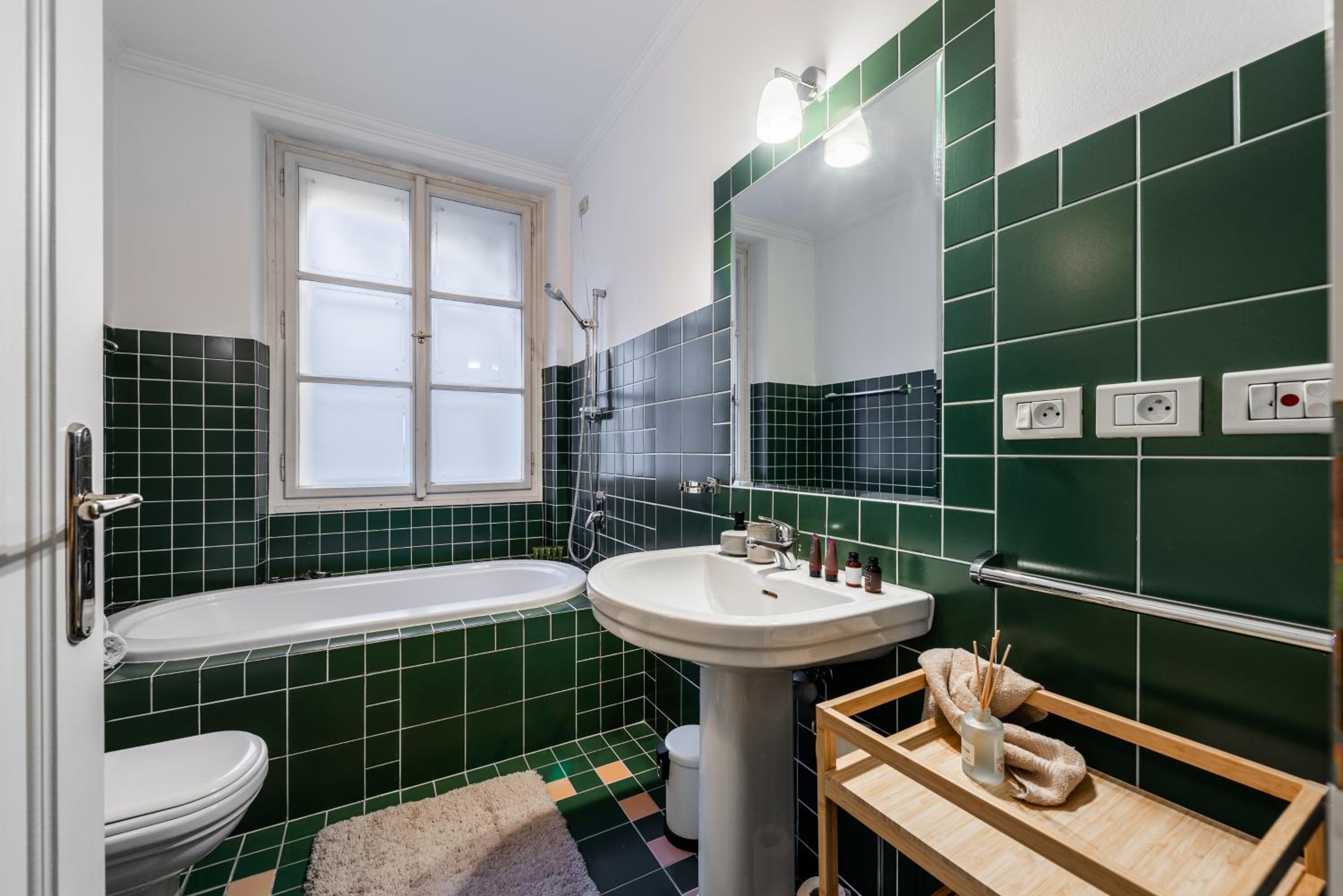 Luxury Retreat Apartments near Charles Bridge by EasyBNB Premium