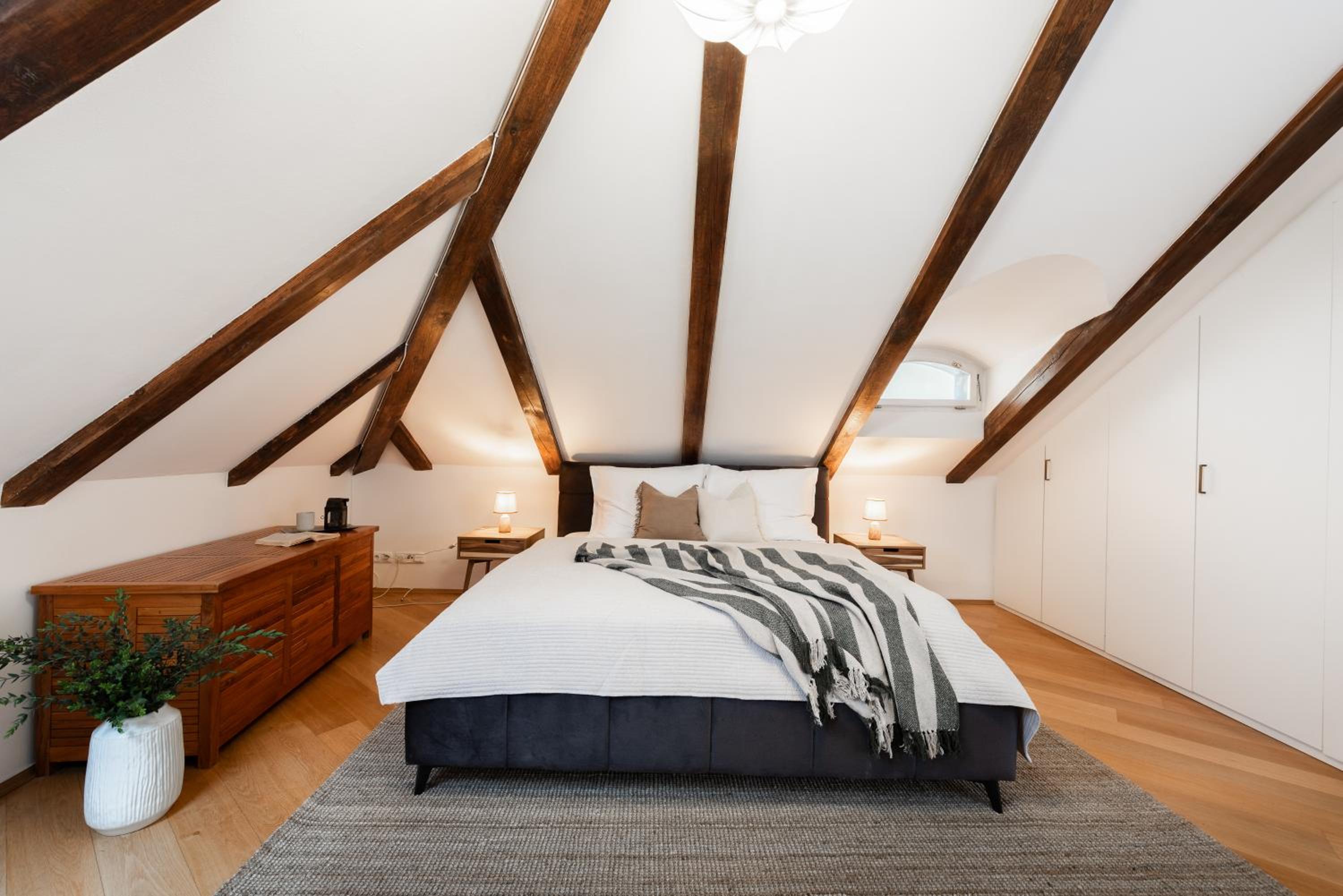 Luxury Retreat Apartments near Charles Bridge by EasyBNB Premium