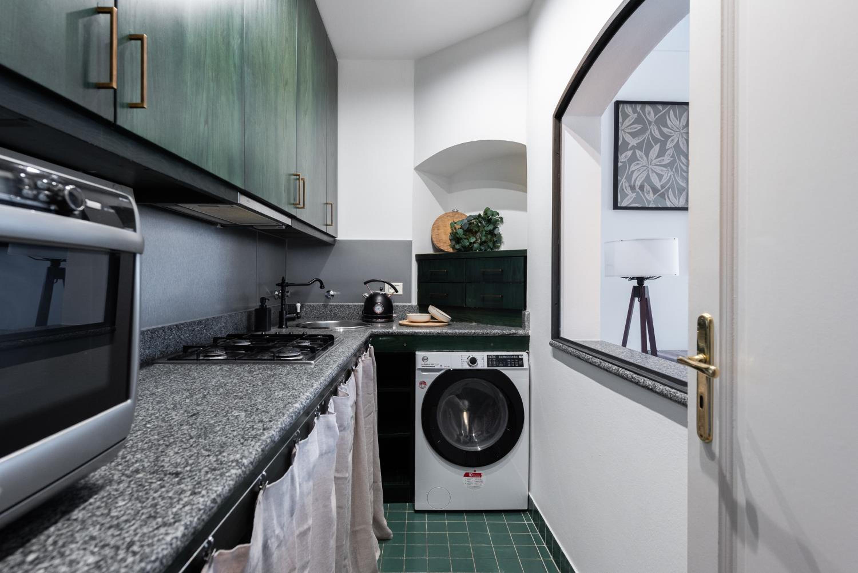 Luxury Retreat Apartments near Charles Bridge by EasyBNB Premium