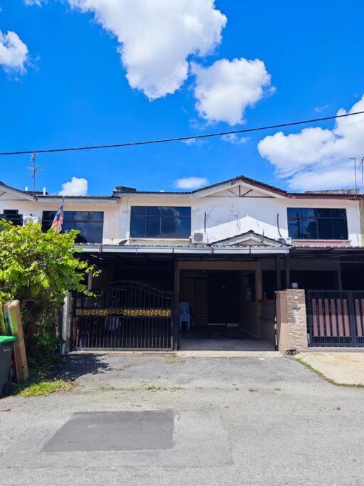 IlhamD' Homestay Kulim 5 Bedroom with 3 Toilet photo 1