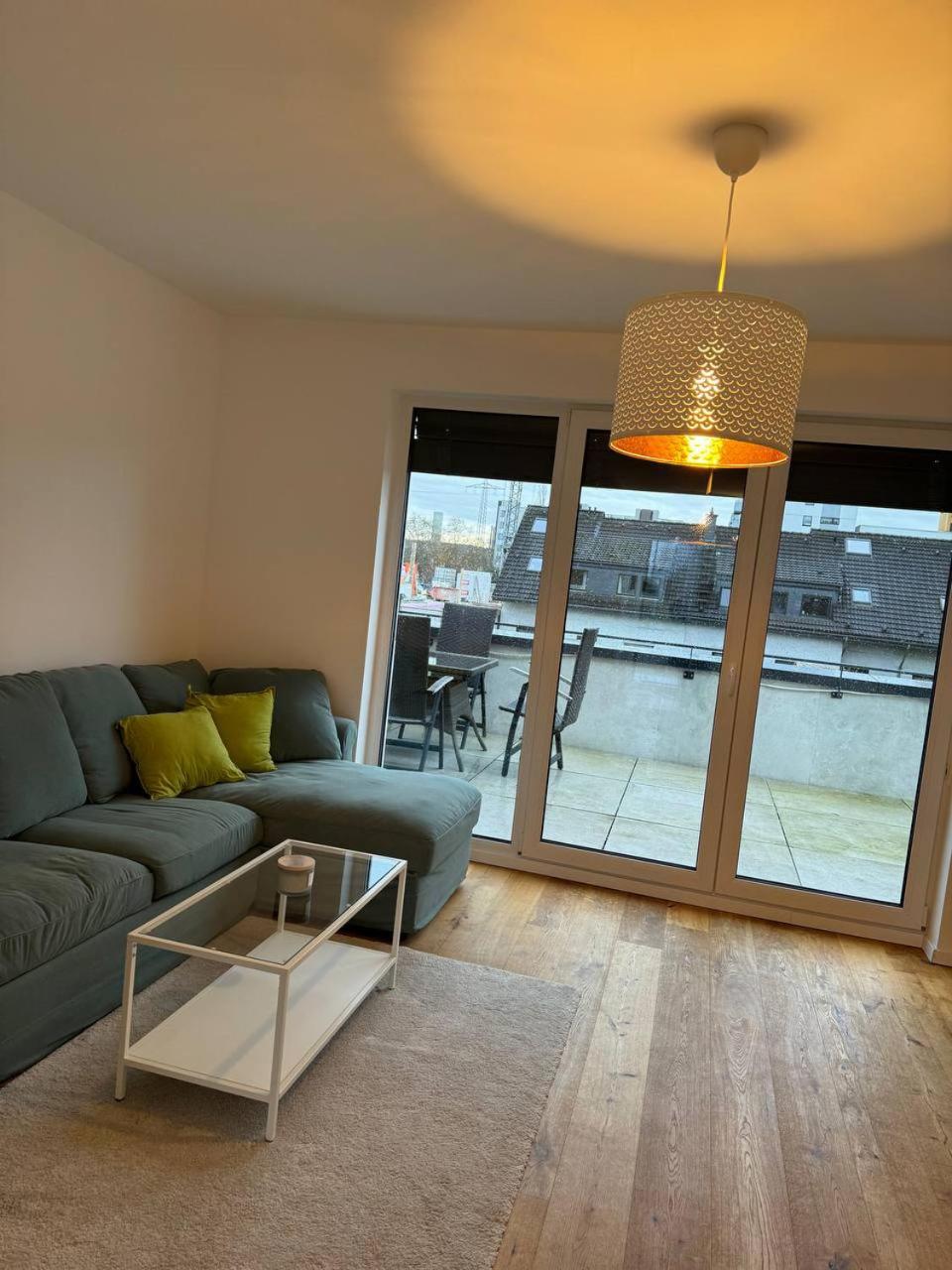 Modern Apartments with Kitchen & Balcony Dining