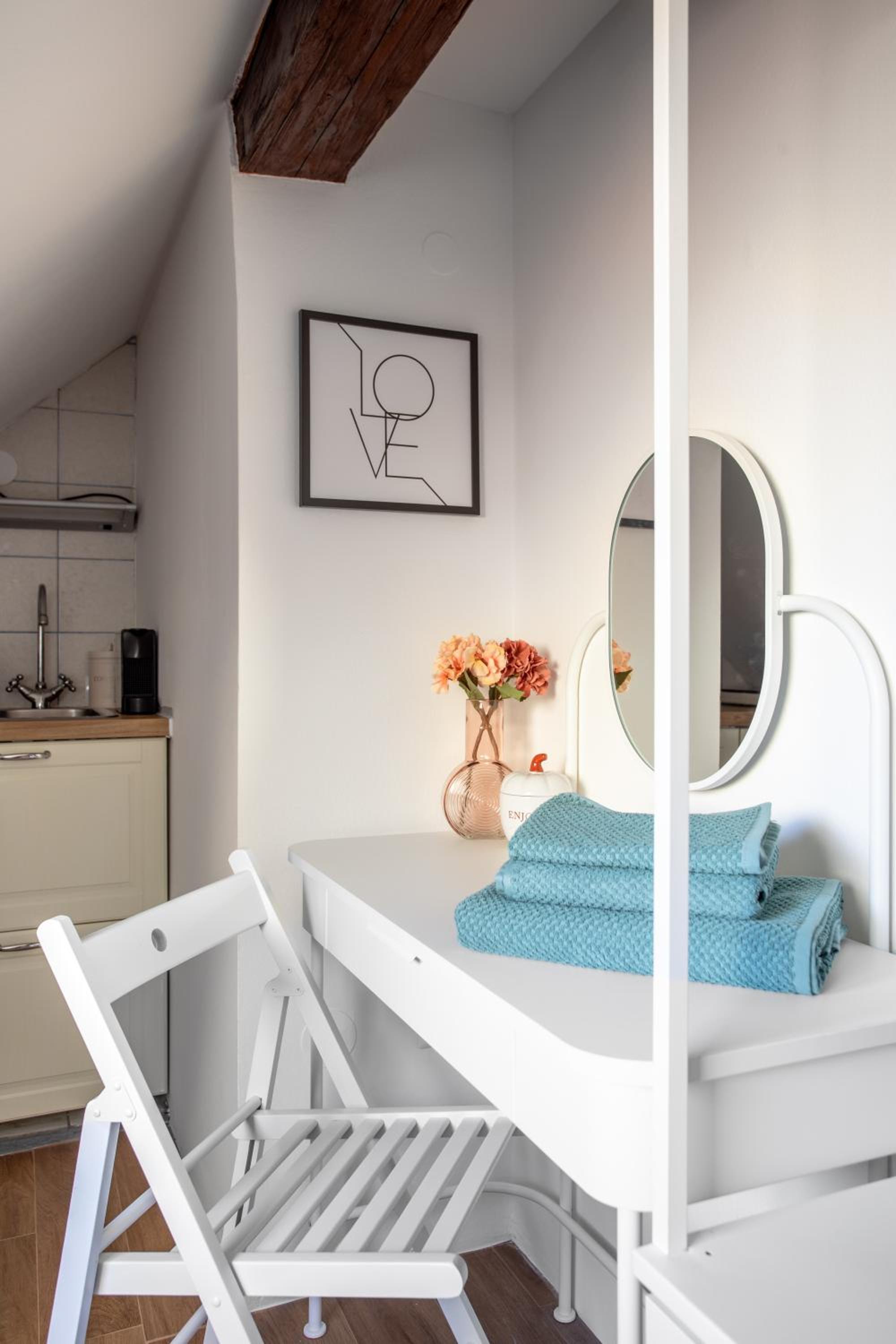 Stylish Loft In The Hearth Of Historic Centre