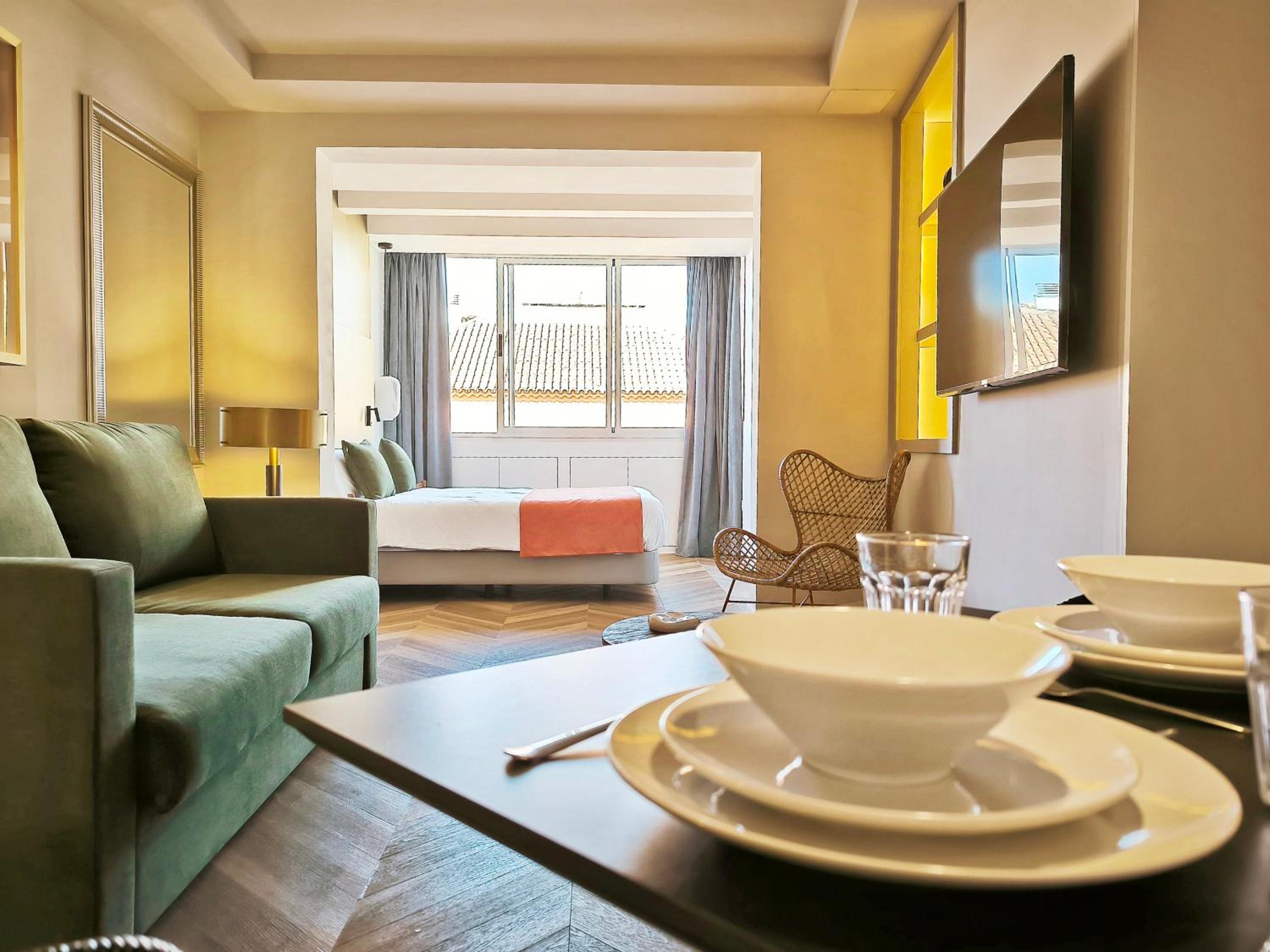 hotel room