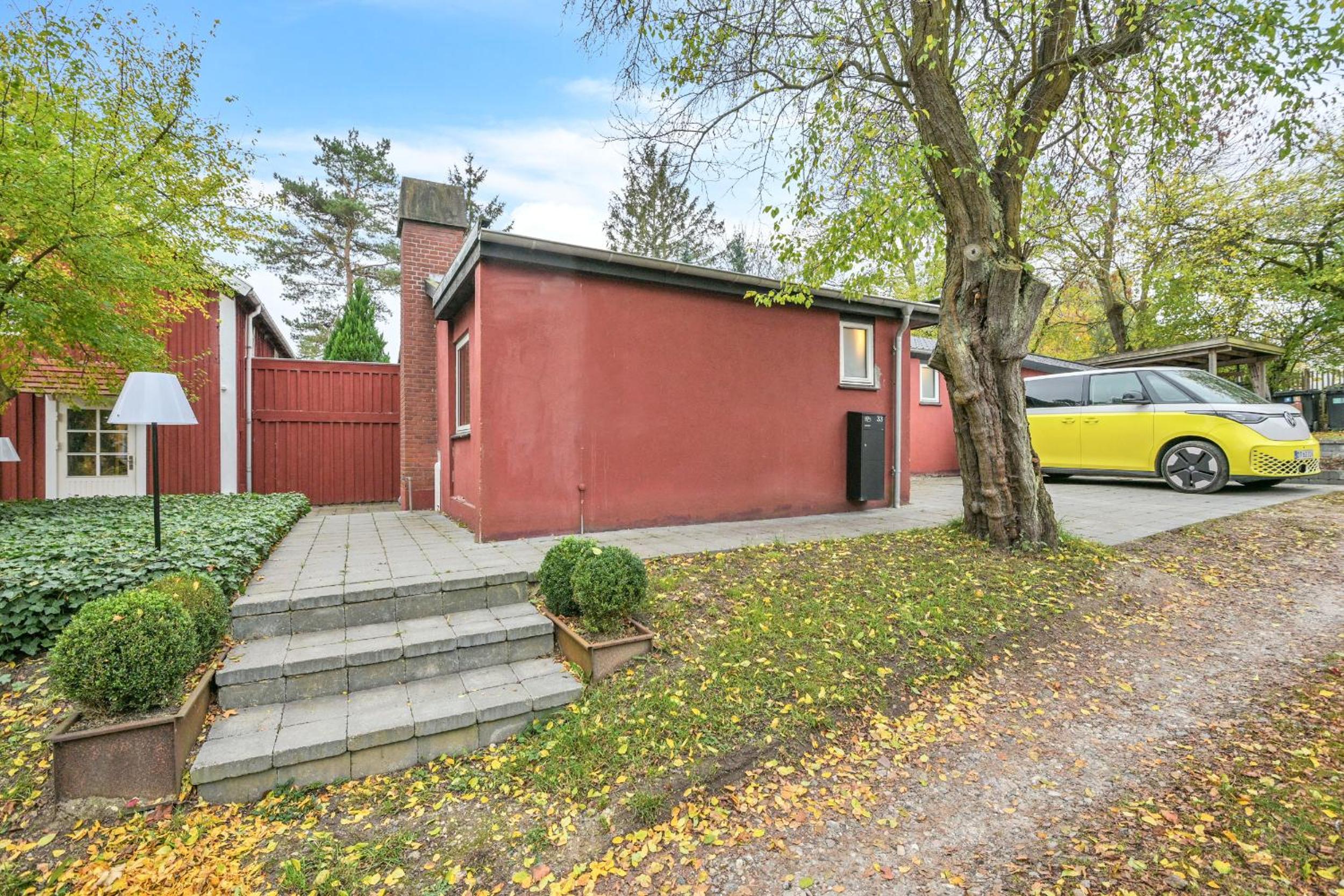 Cosy-Living Bed and Kicthen - close to beach and fjord view 4