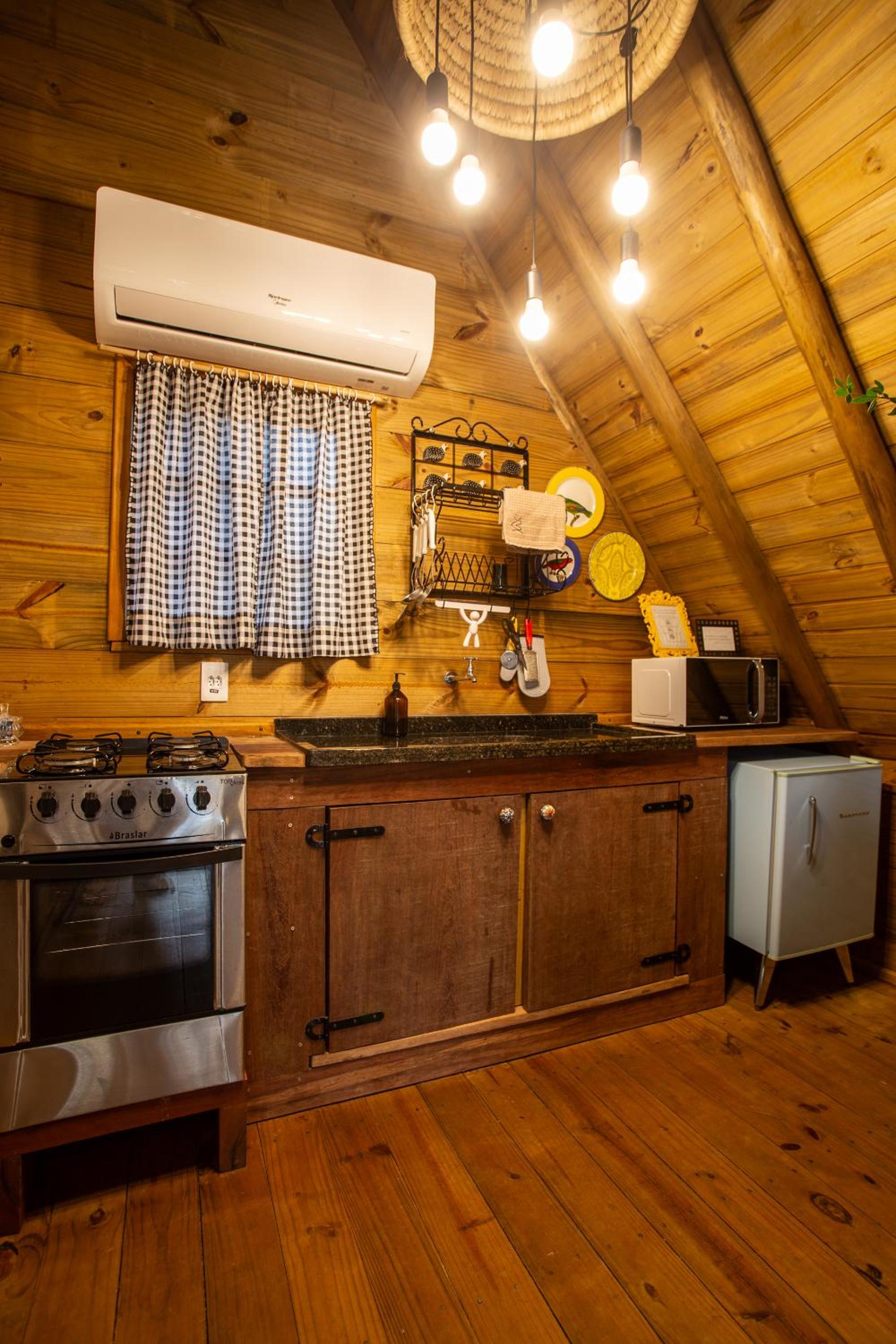 Cabana Fogo - Vila Monte Cunha