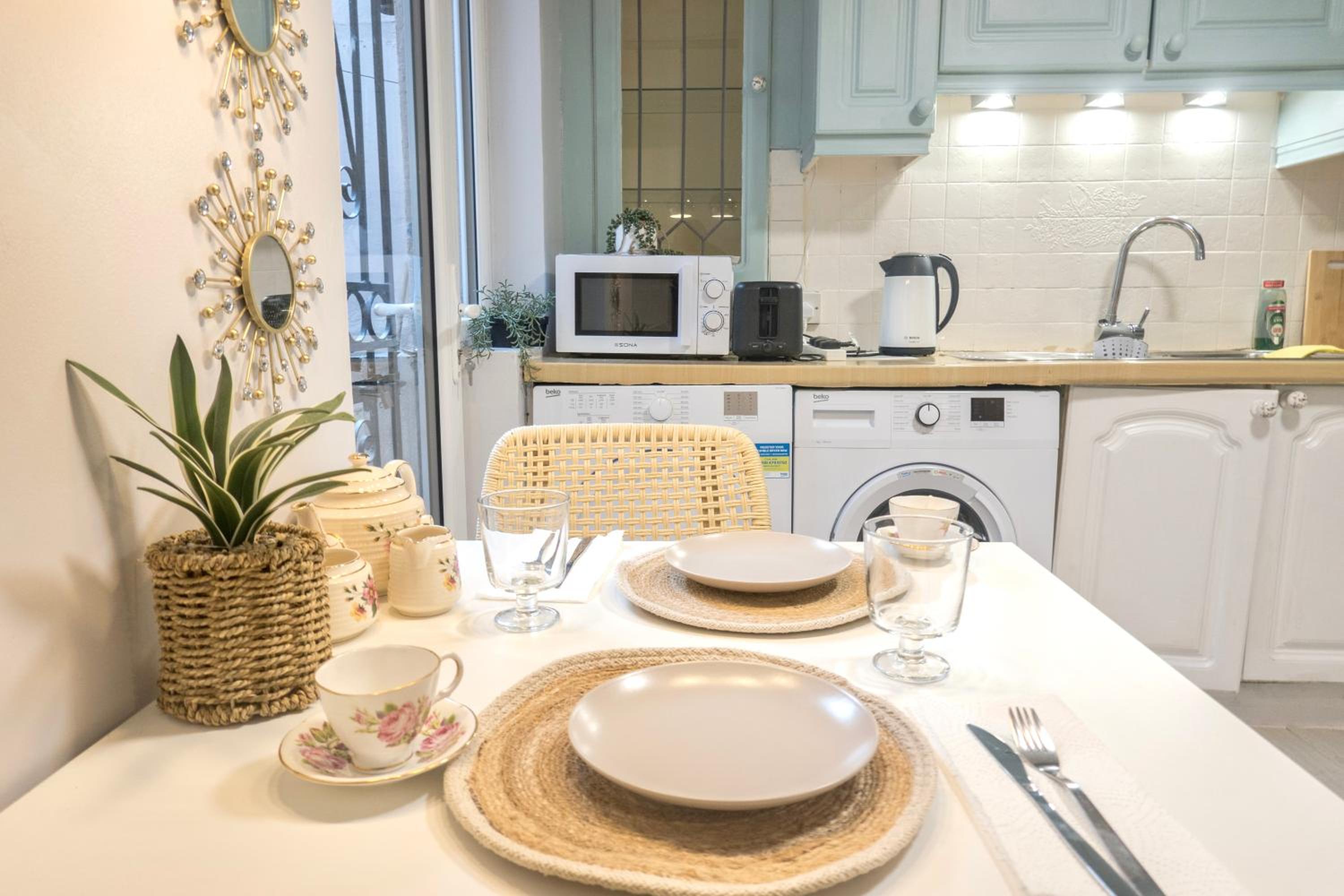 City Centre D1 - 2 Bedroom Spacious Modern Duplex House