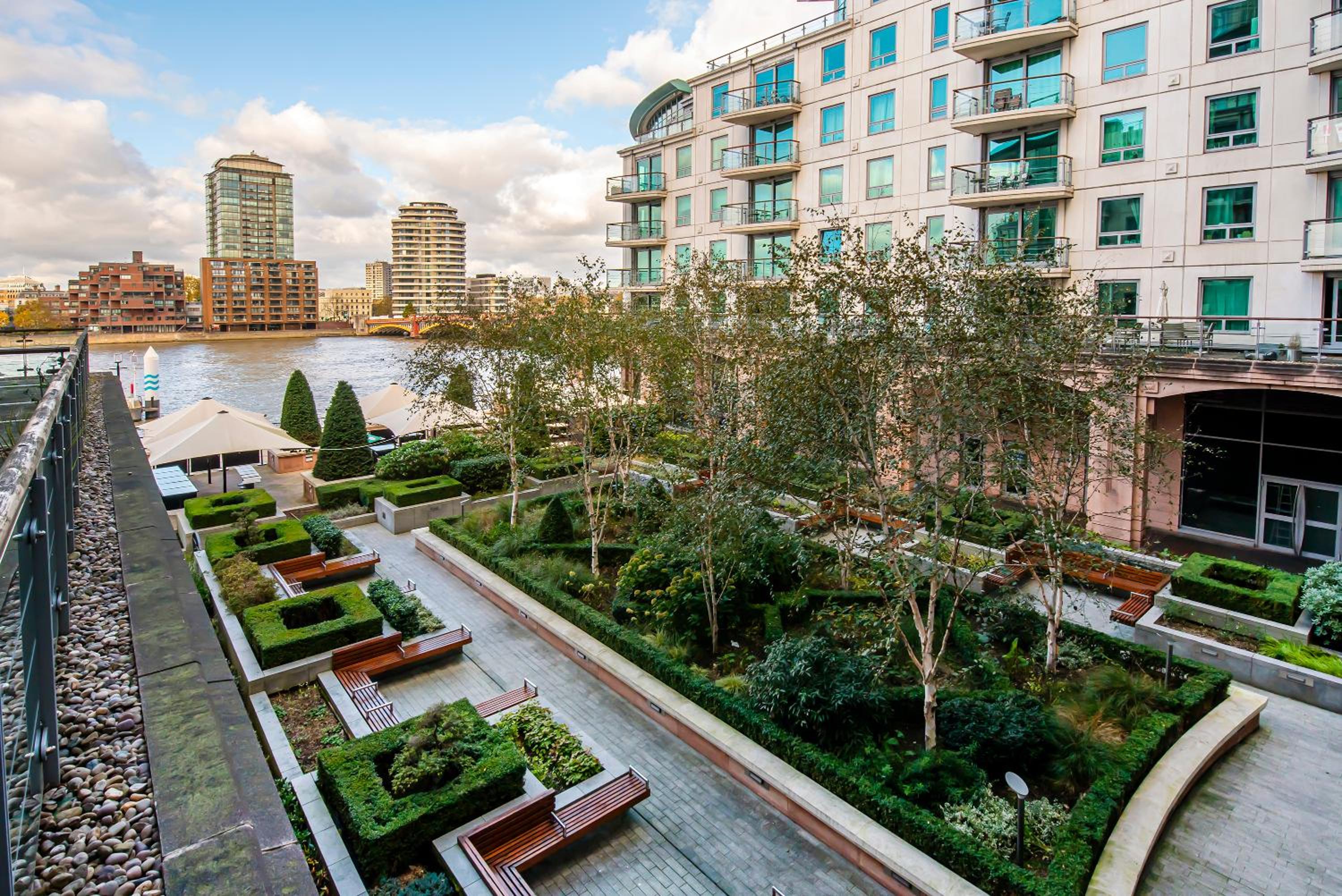 Compact Flat With A River View Close To Big Ben