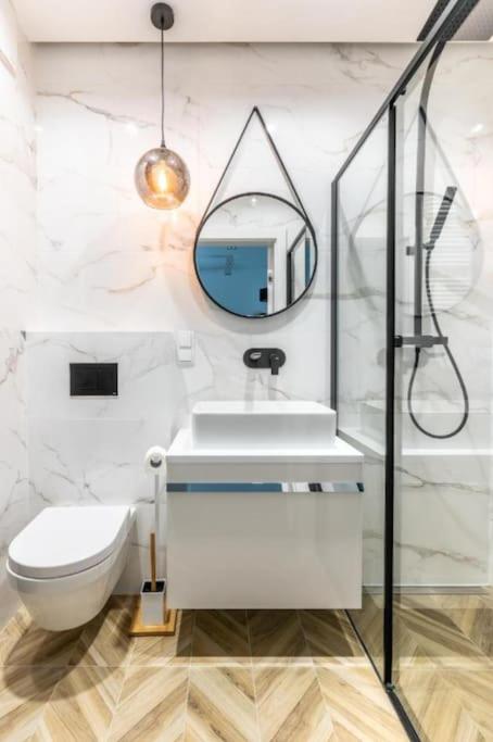 Golden Apartments - Mennica Residence, 1-Bedroom in City Center #323