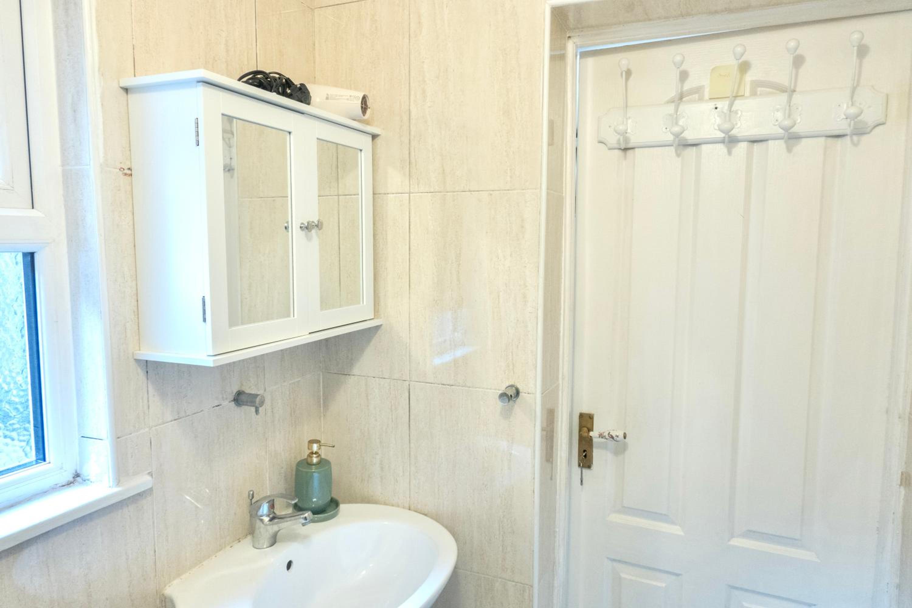City Centre D1 - 2 Bedroom Spacious Modern Duplex House