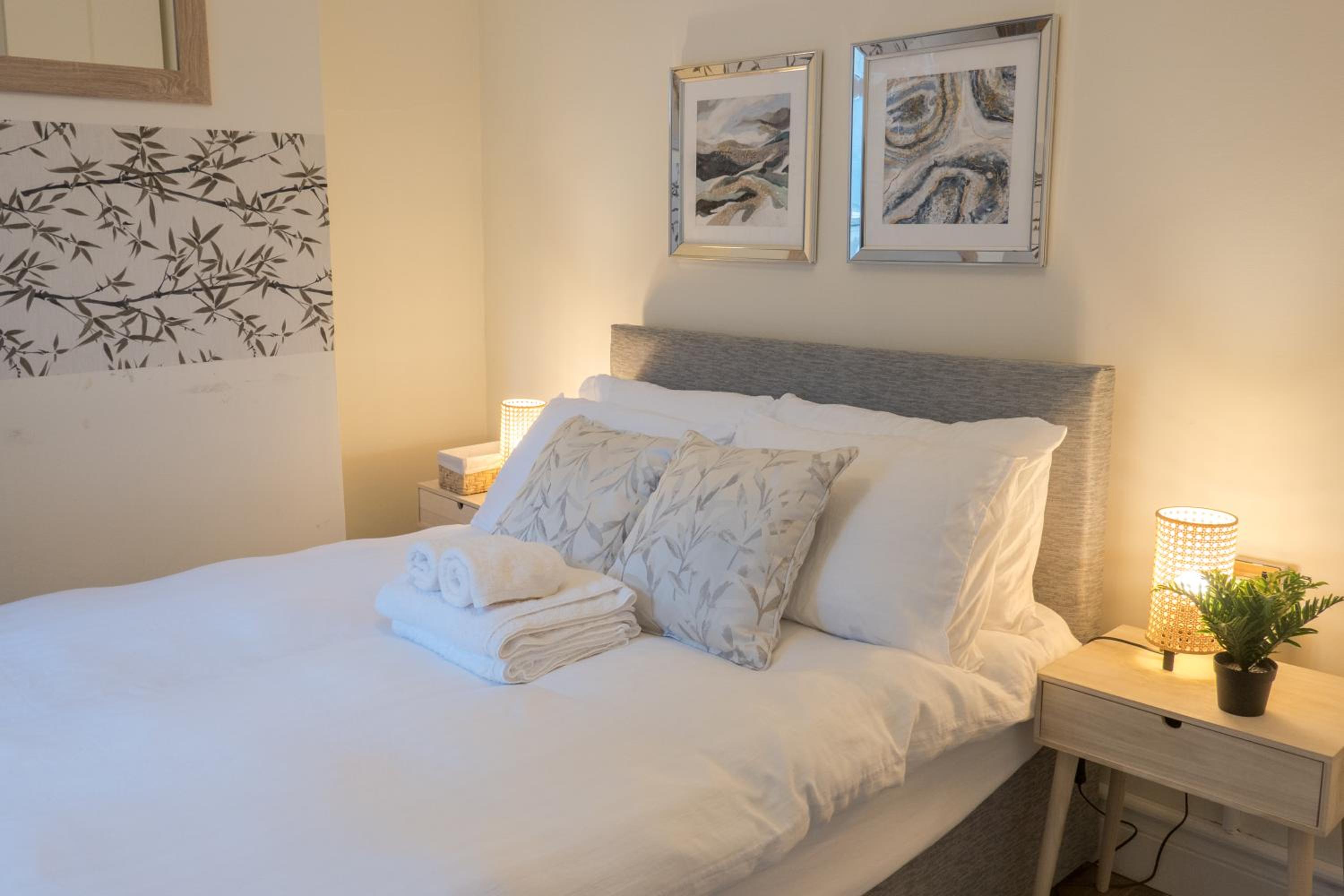 City Centre D1 - 2 Bedroom Spacious Modern Duplex House