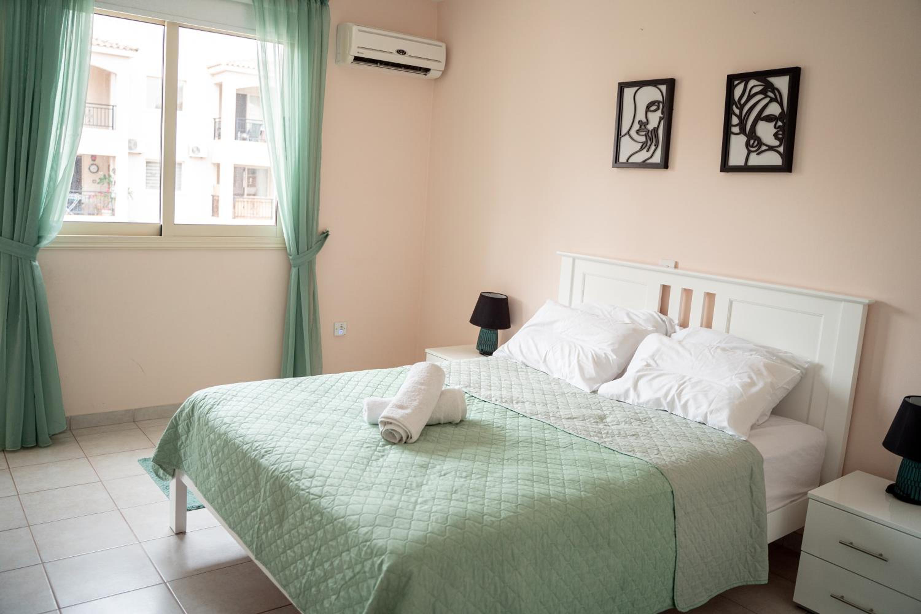 Noya's place