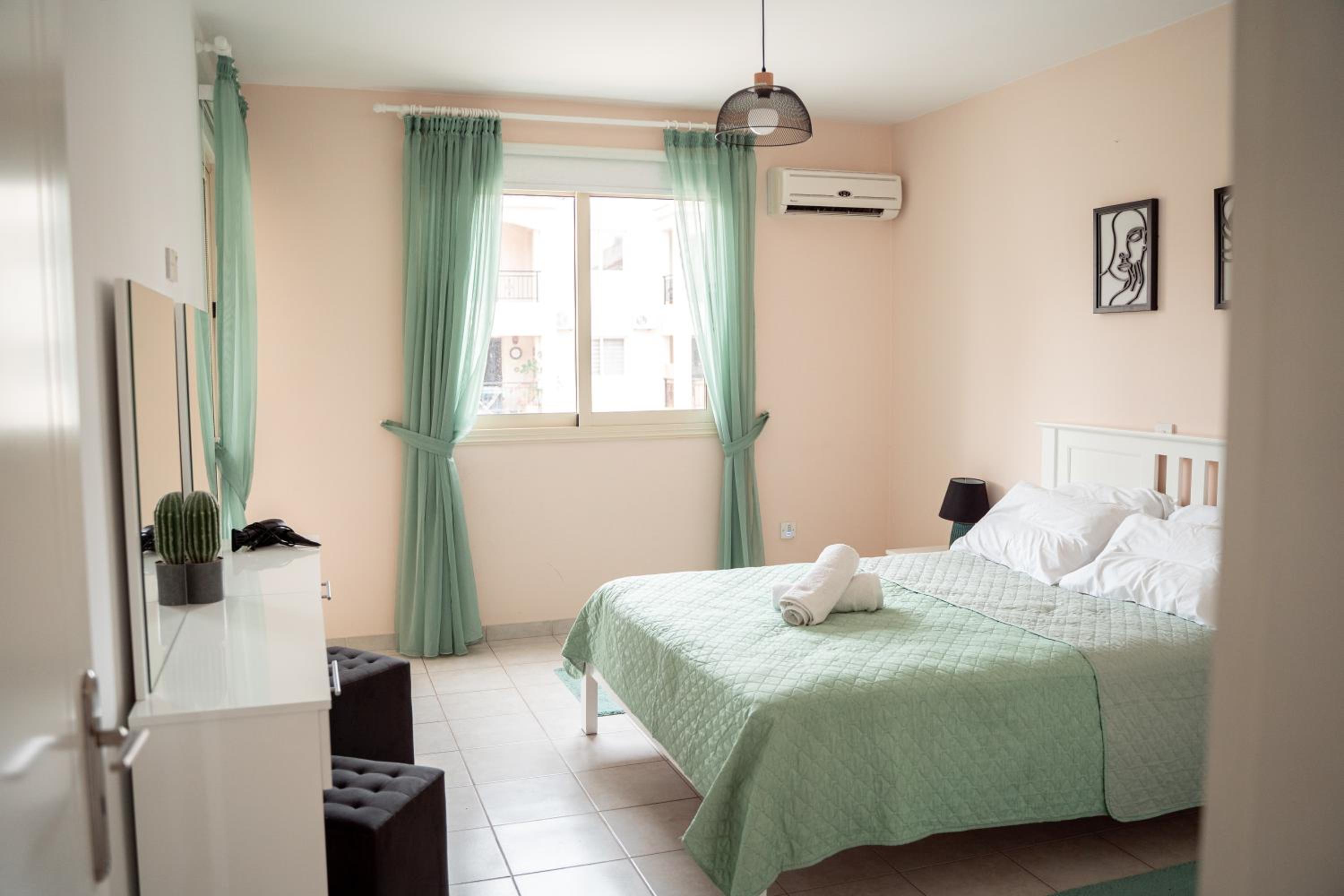 Noya's place