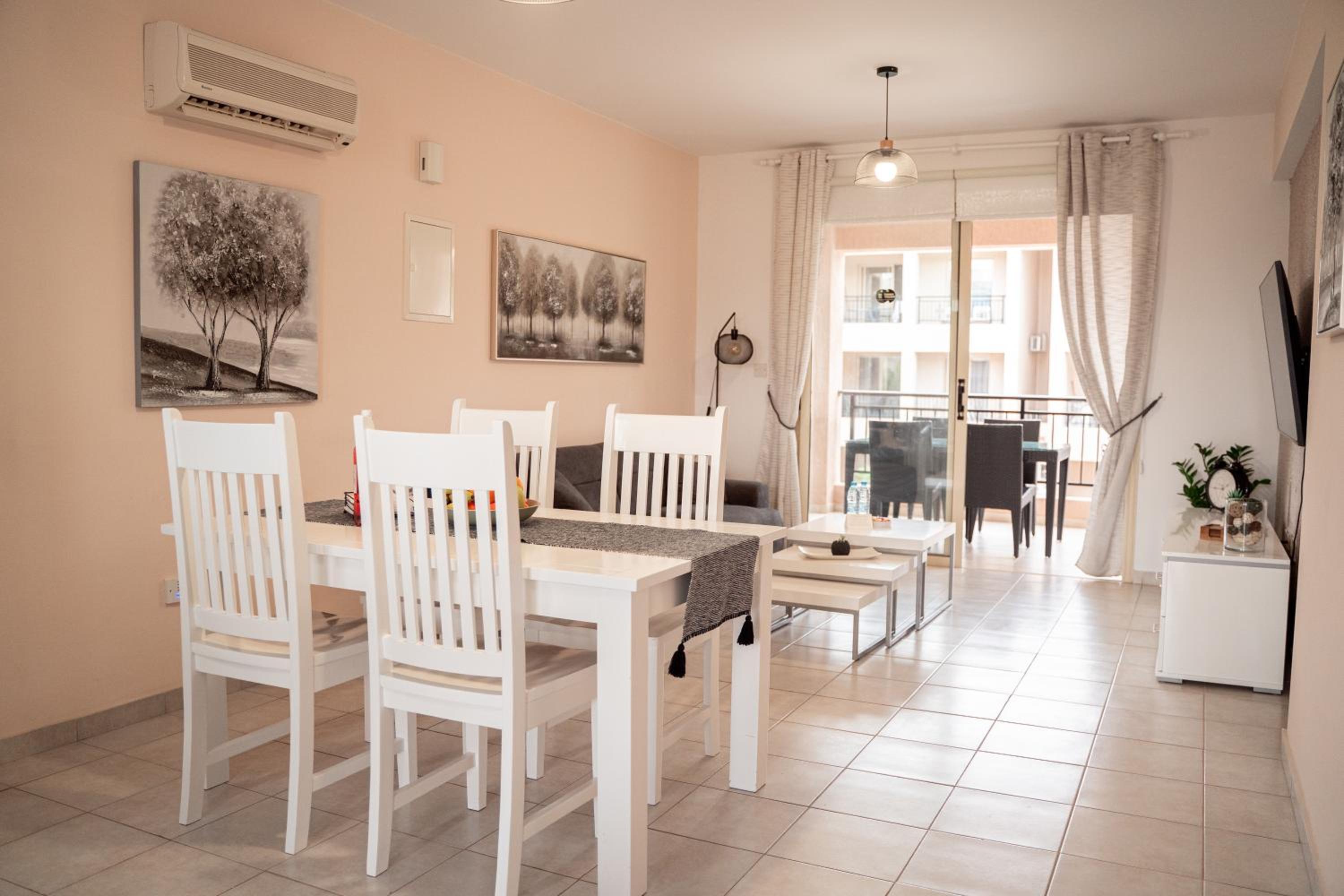 Noya's place