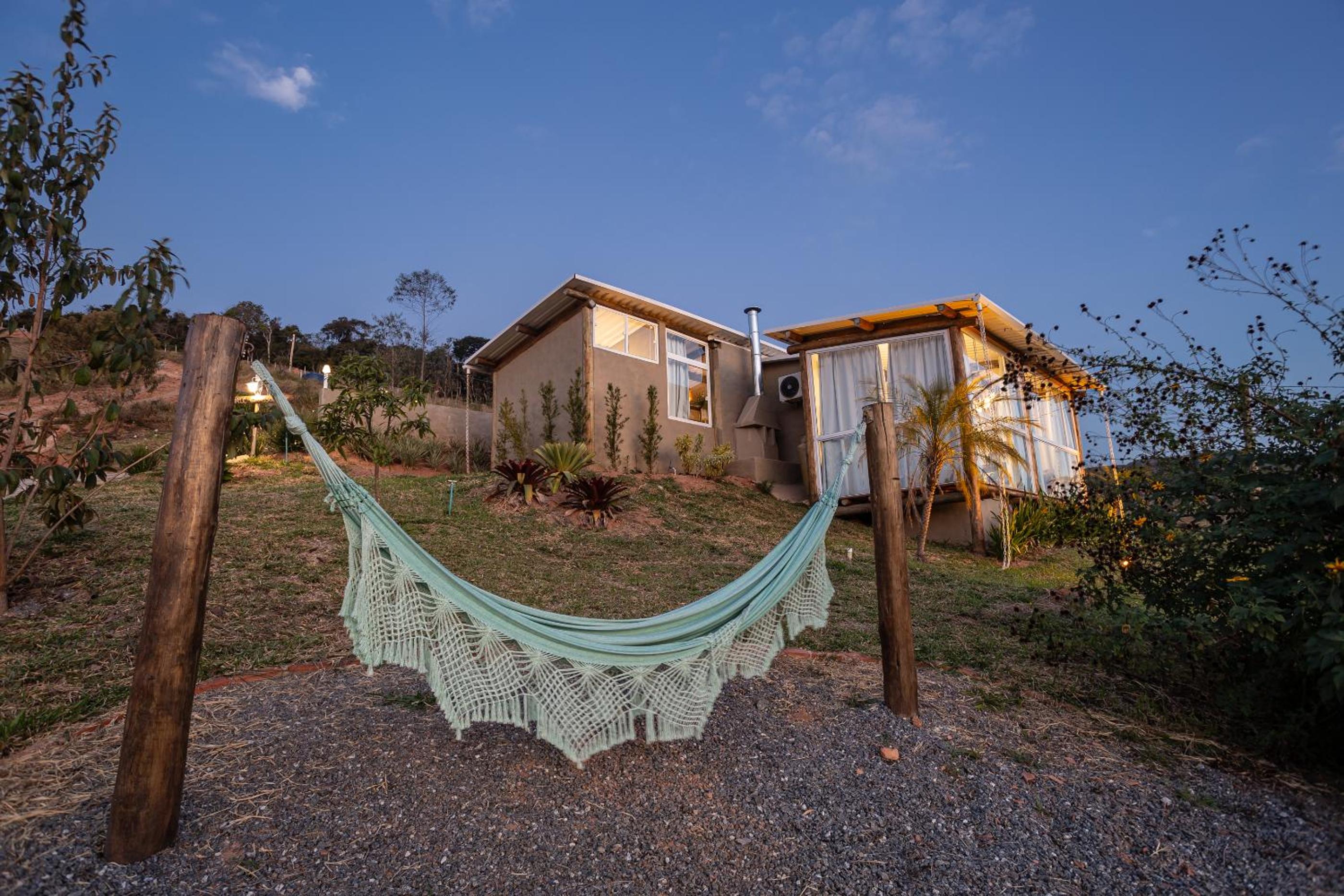 Chalé Girassol - Vila Monte Cunha
