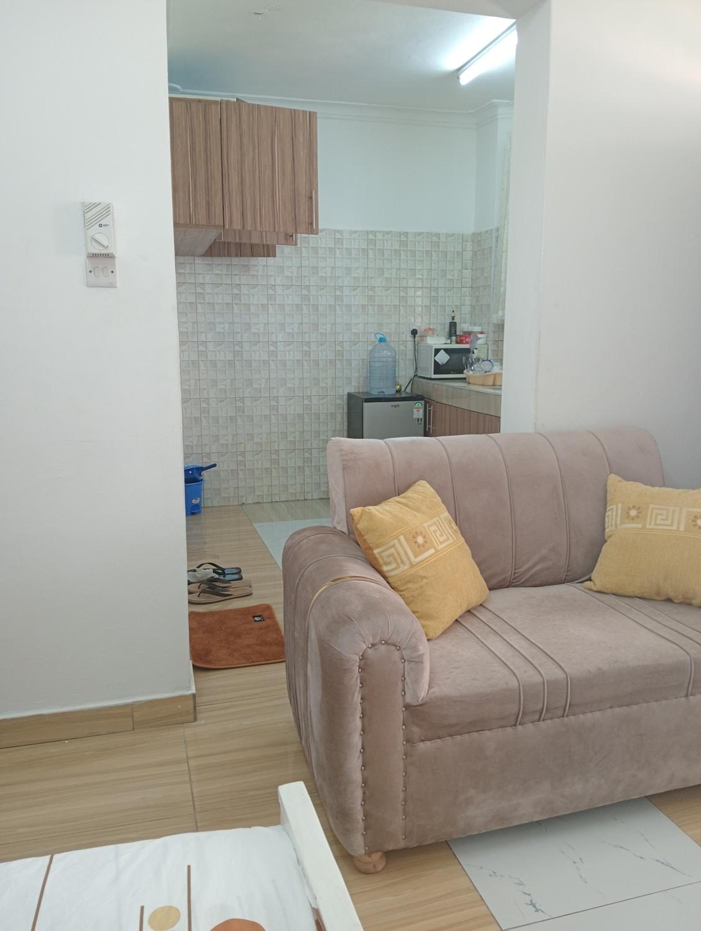 Reyna Apartments