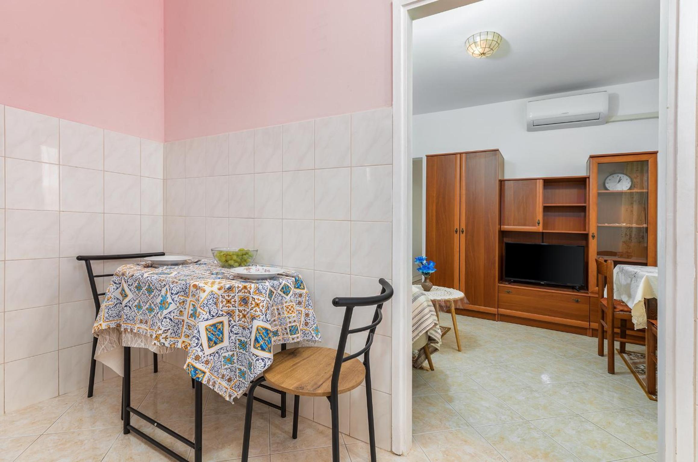 Studio Apartment Desiree