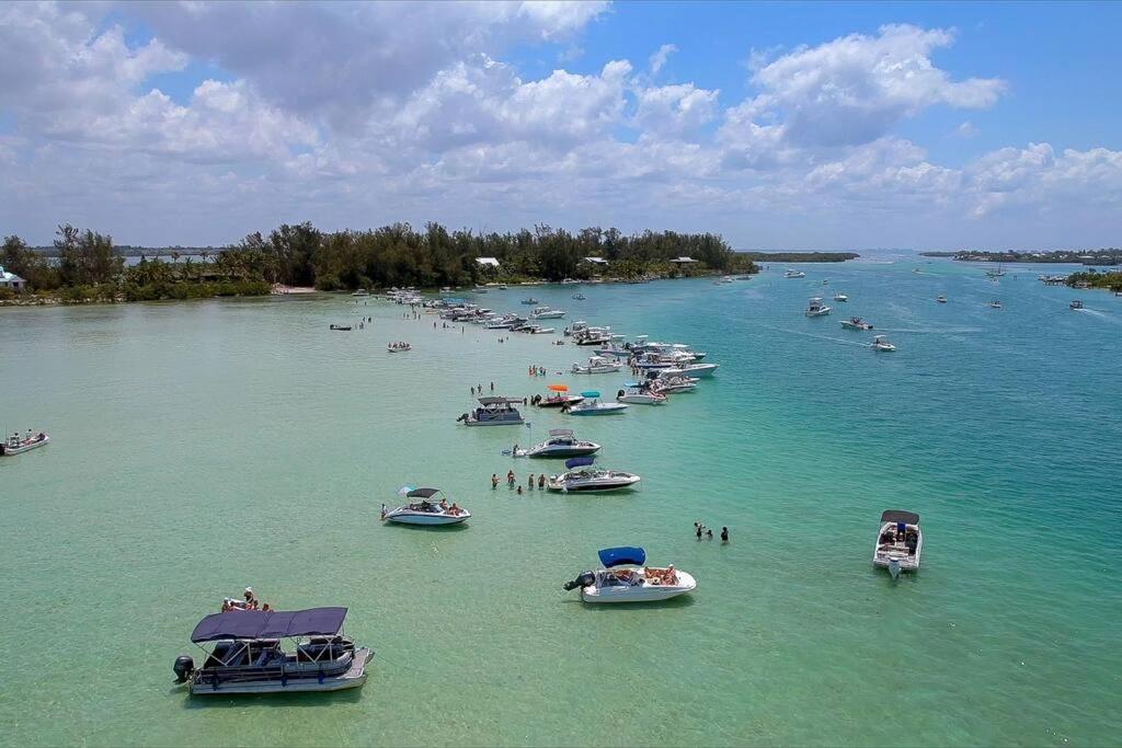 Longboat Key Beach House Beauty With Peek-a-views view 3