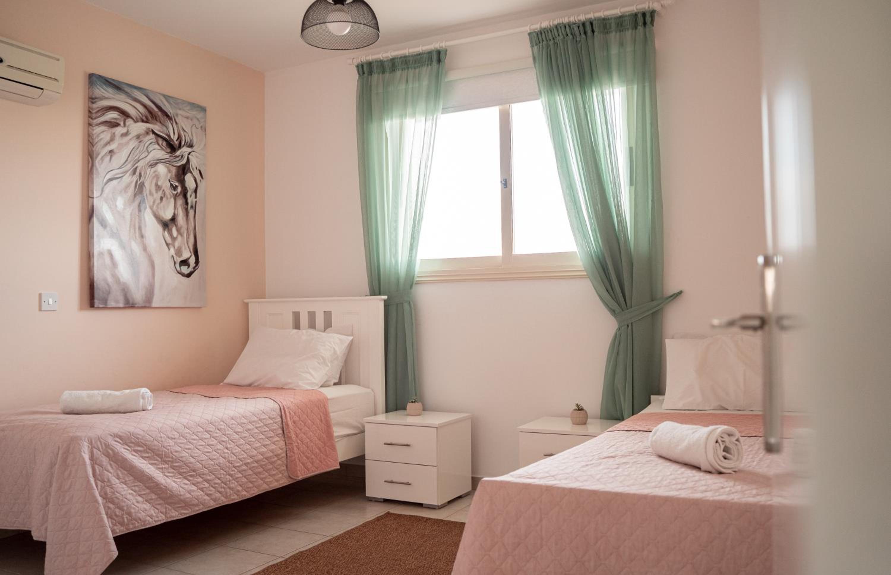 Noya's place