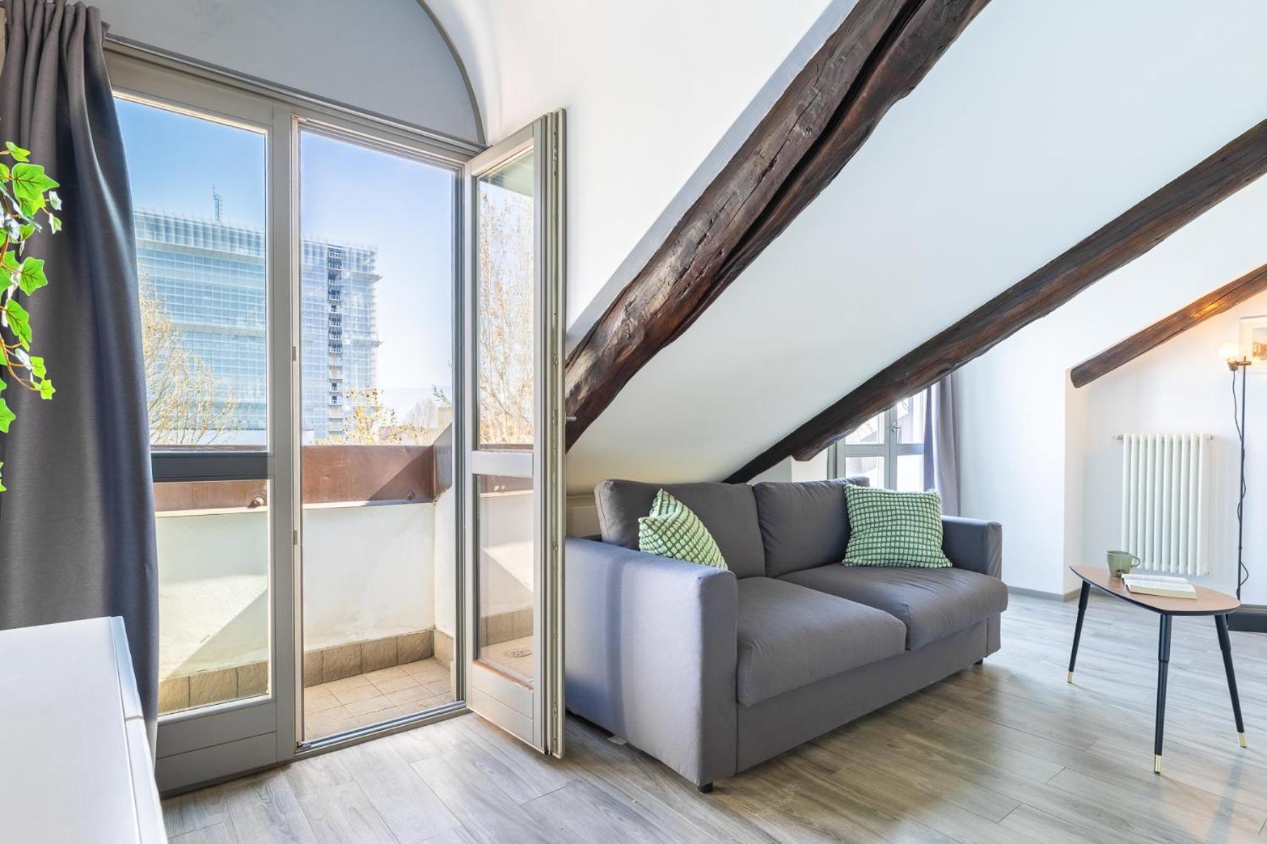 NEW! Luxury Suite Top View, Stazione Porta Susa view 4