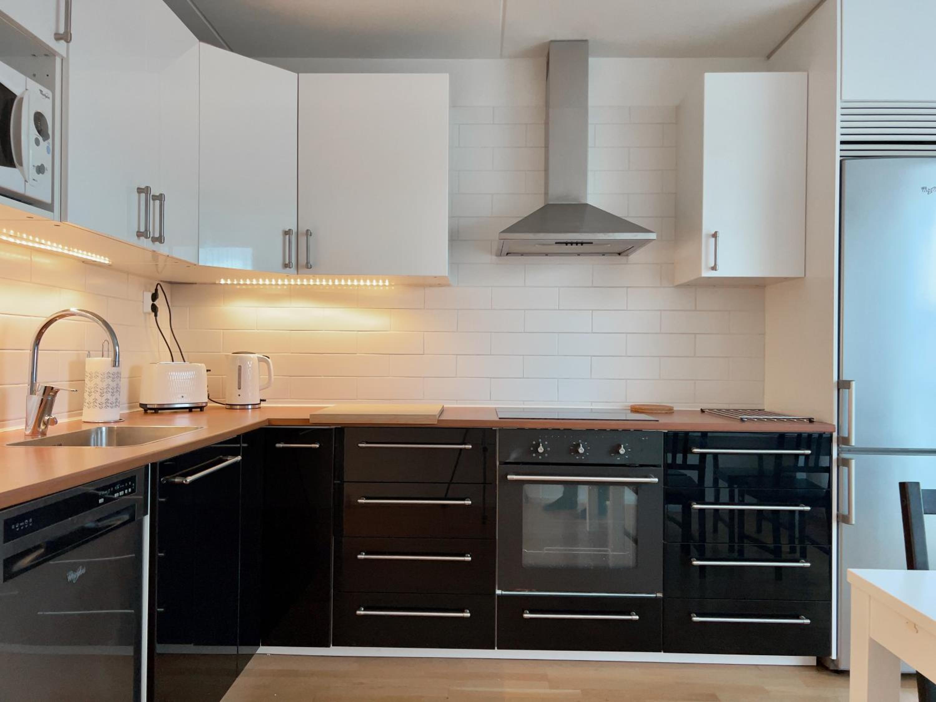 Spacious Modern Apartment Helsinki