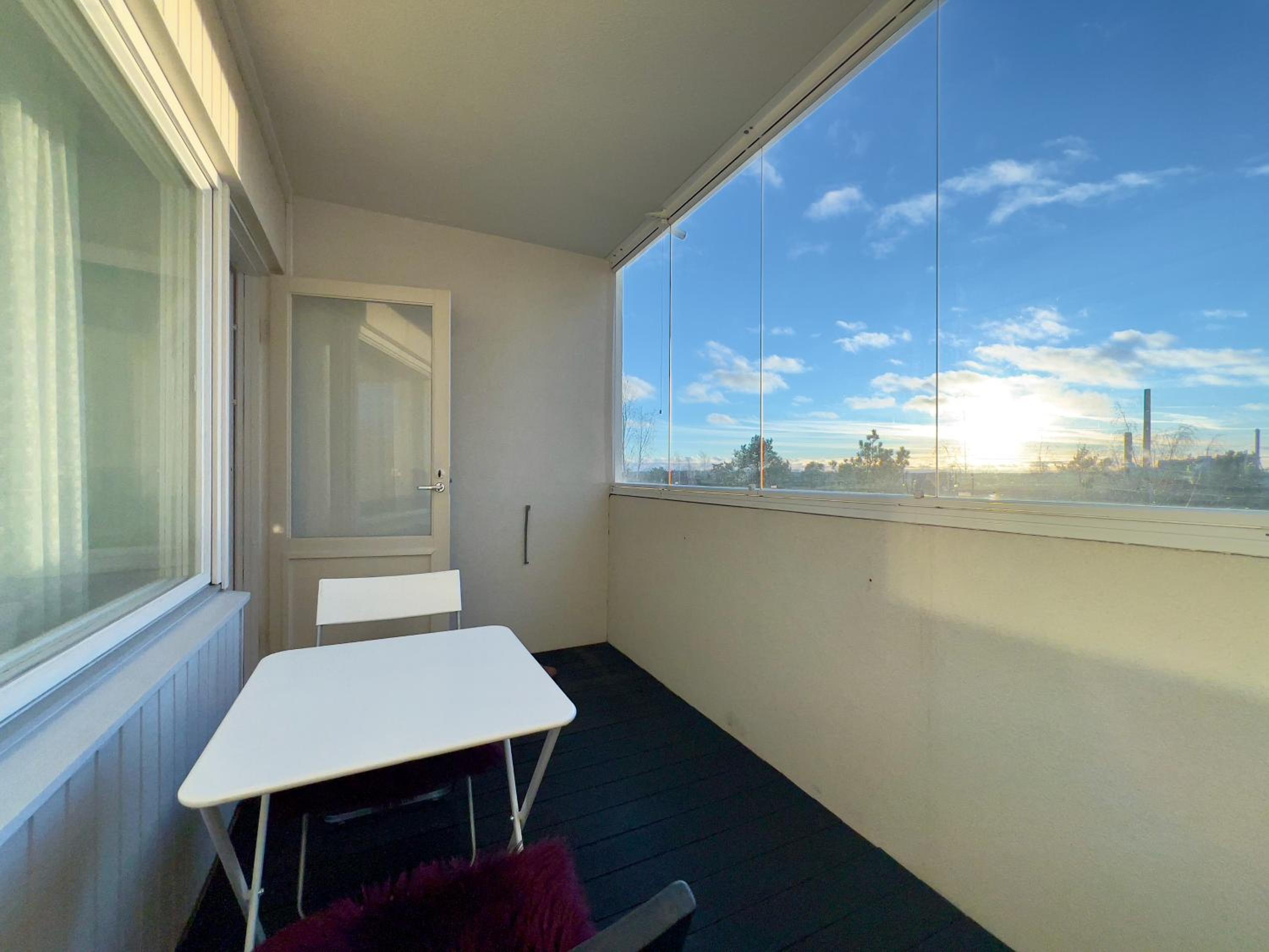 Spacious Modern Apartment Helsinki