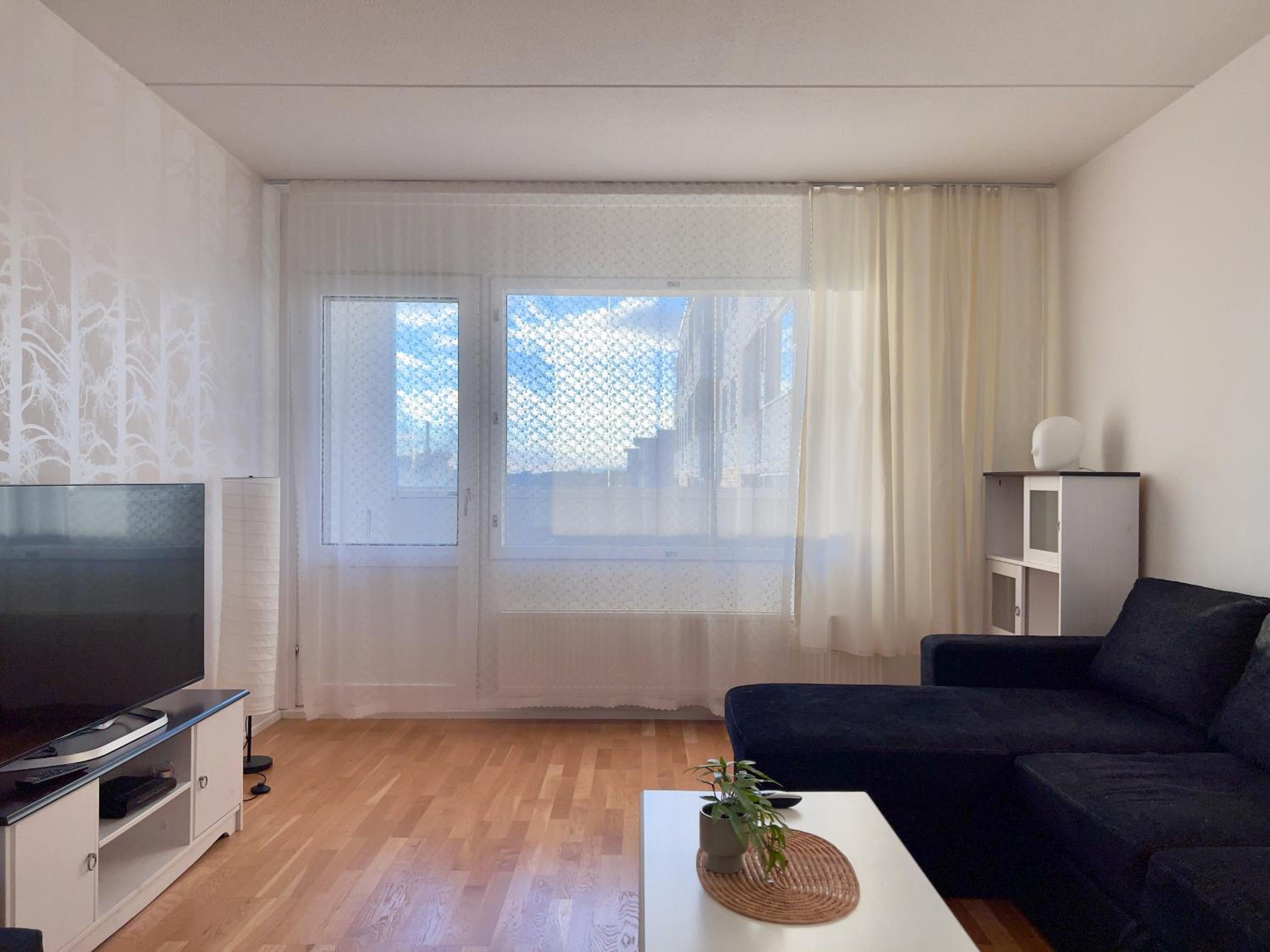 Spacious Modern Apartment Helsinki