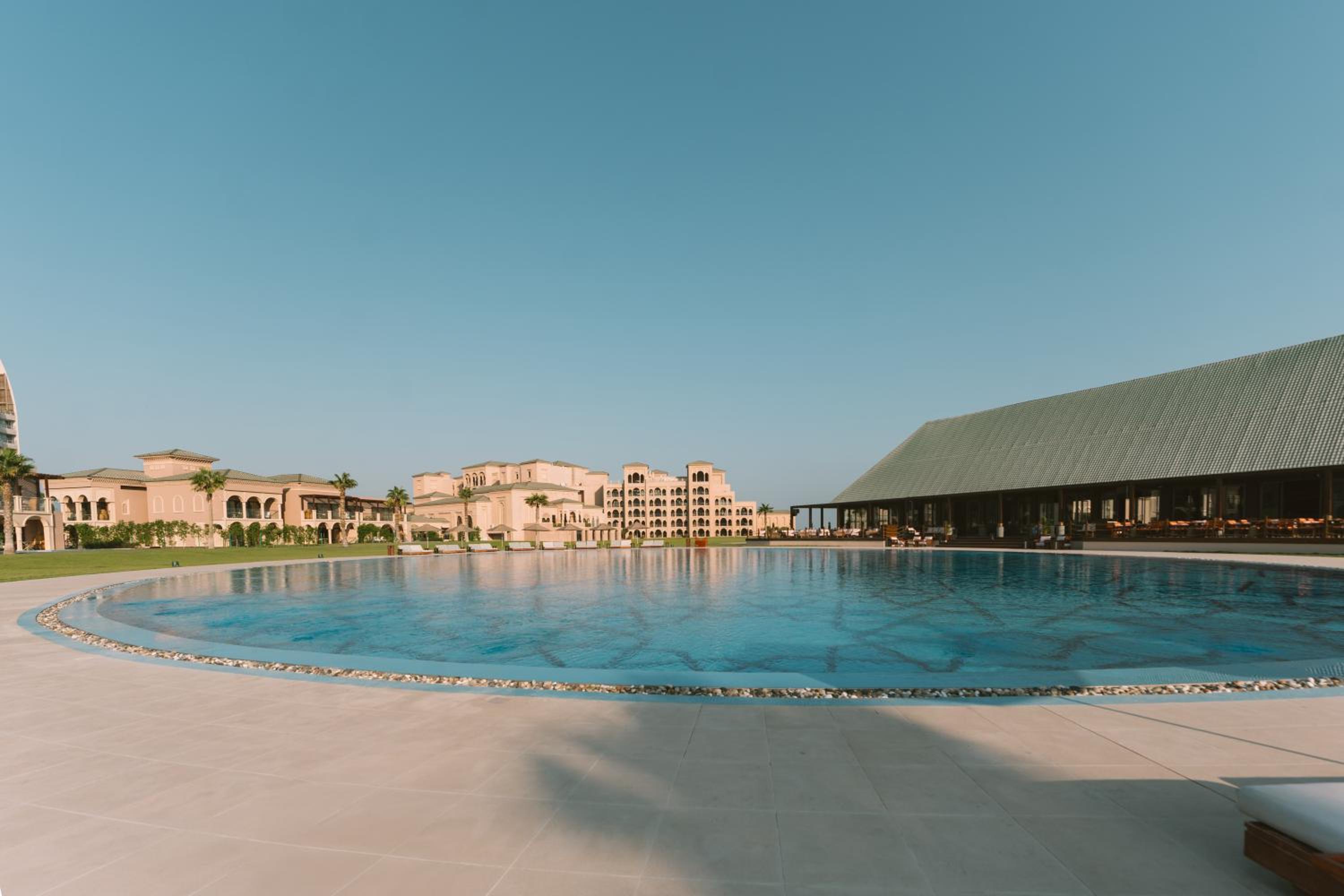 Royal Saray Resort