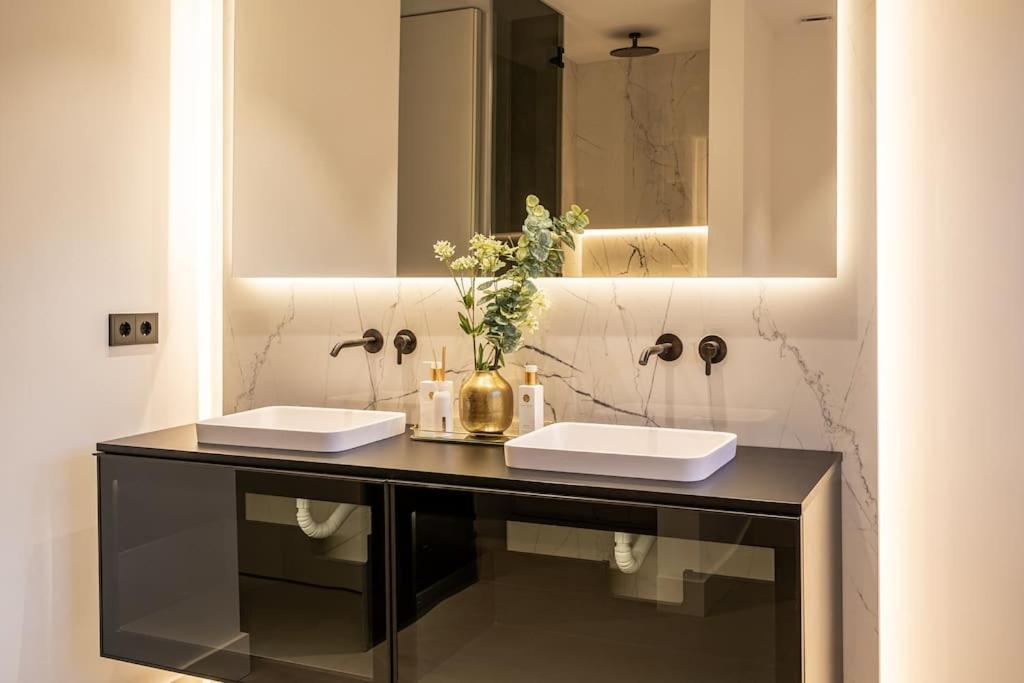 Ground Floor Luxurious Apartment
