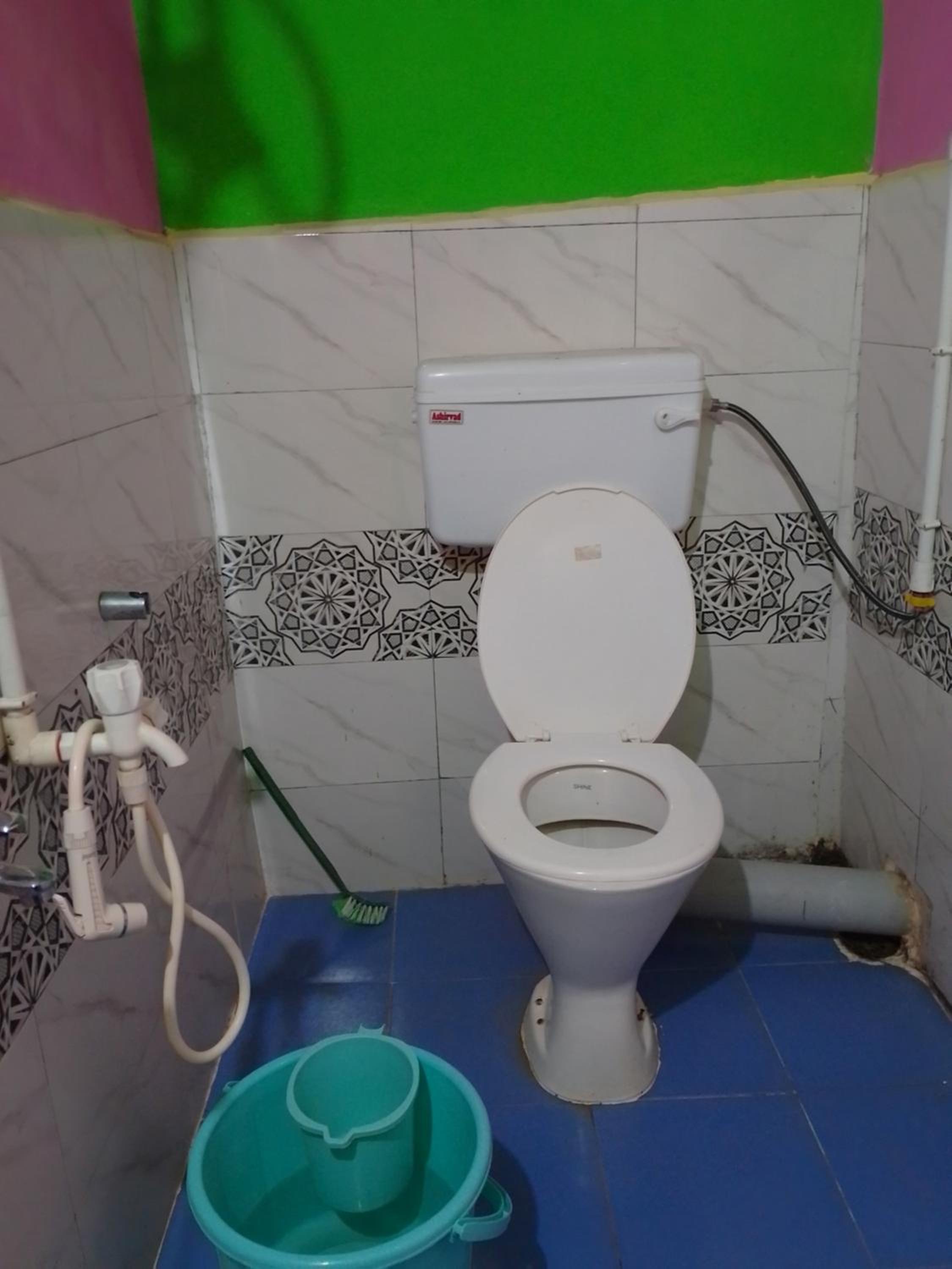 Sherpa Homestay- Sittong 2 by Sai Nest Homestays & Hotels view 4