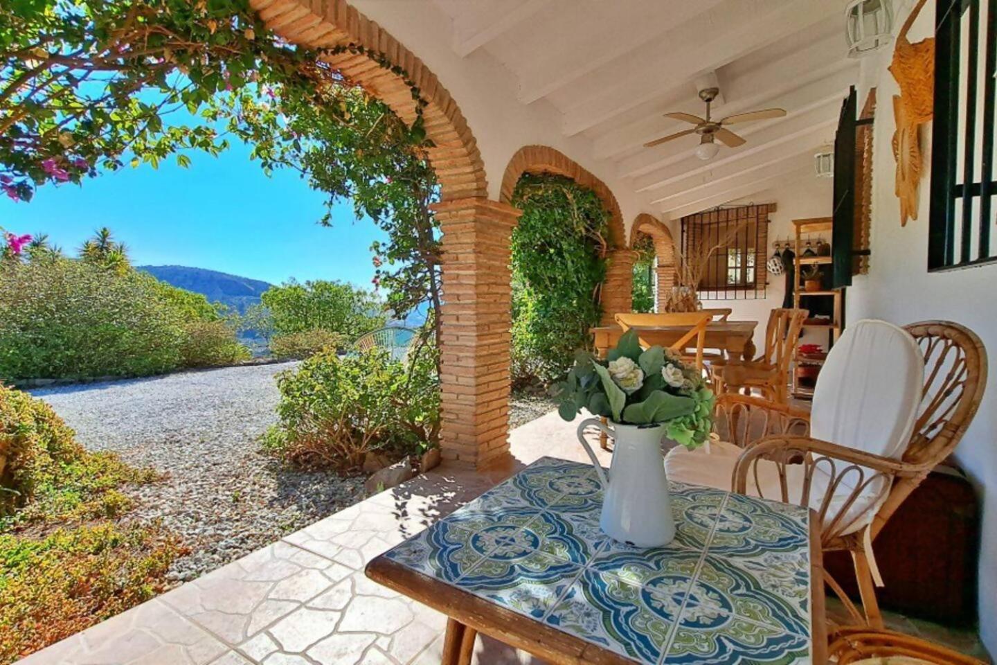 La Perla Andaluza view 2