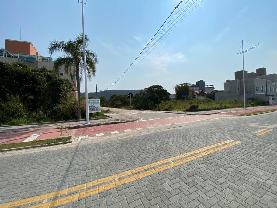 Apartamento Charmoso em Mariscal 250 metros do Mar