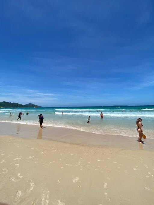 Apartamento Charmoso em Mariscal 250 metros do Mar