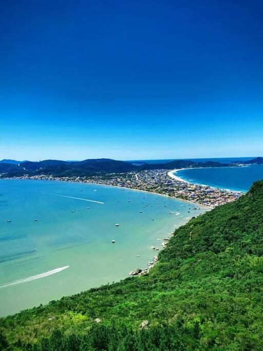 Apartamento Charmoso em Mariscal 250 metros do Mar