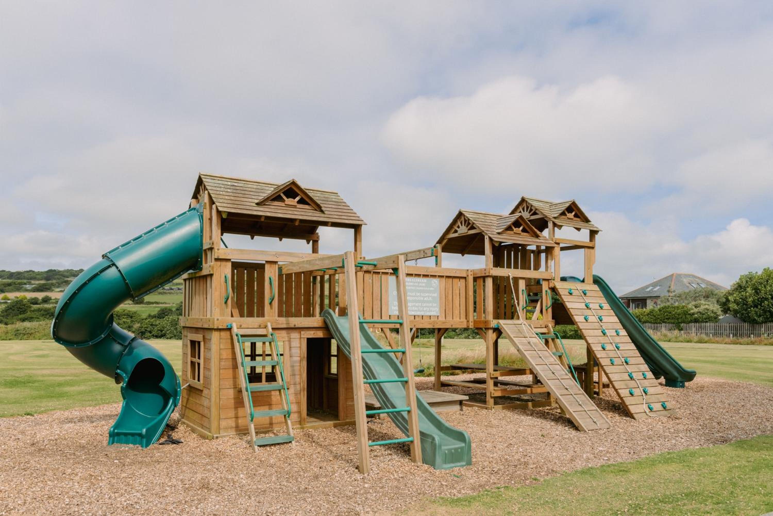 Wheal Amelia - Free WiFi - Parking - Pet Friendly - On-site Activities