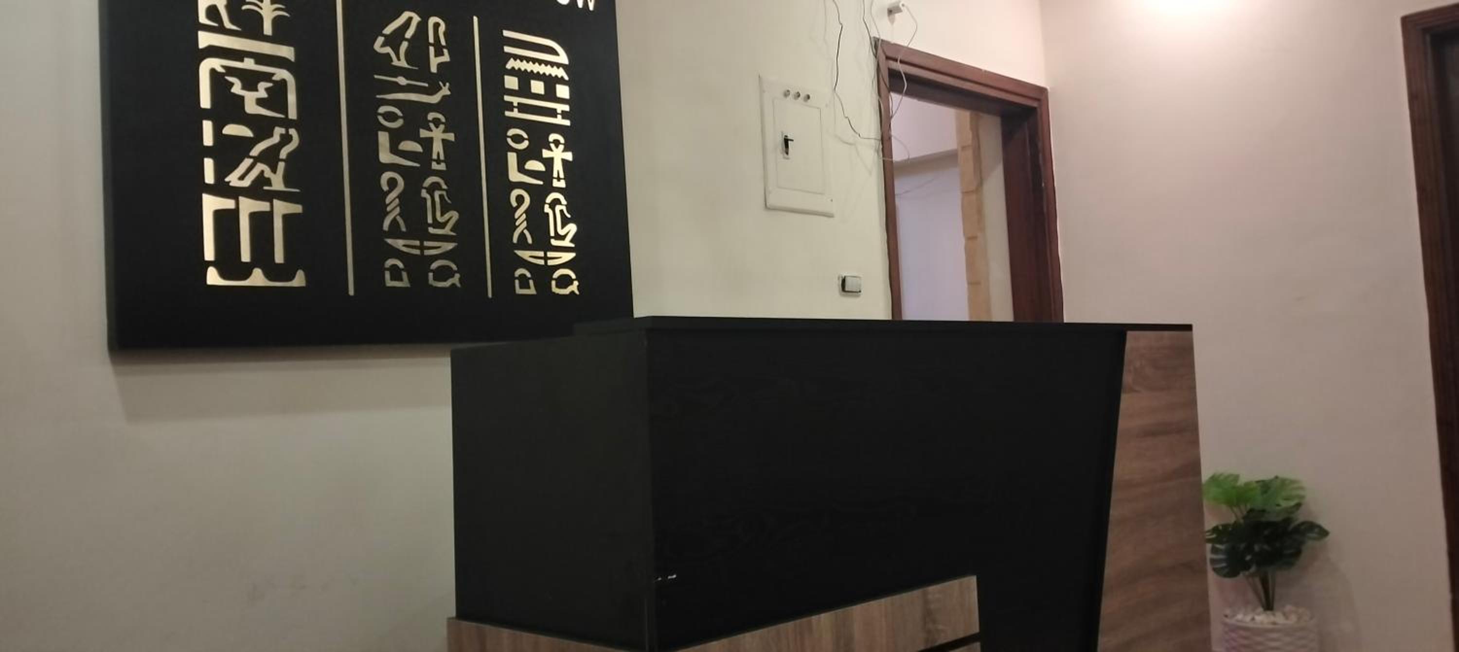 Royal Zeina Pyramids Inn