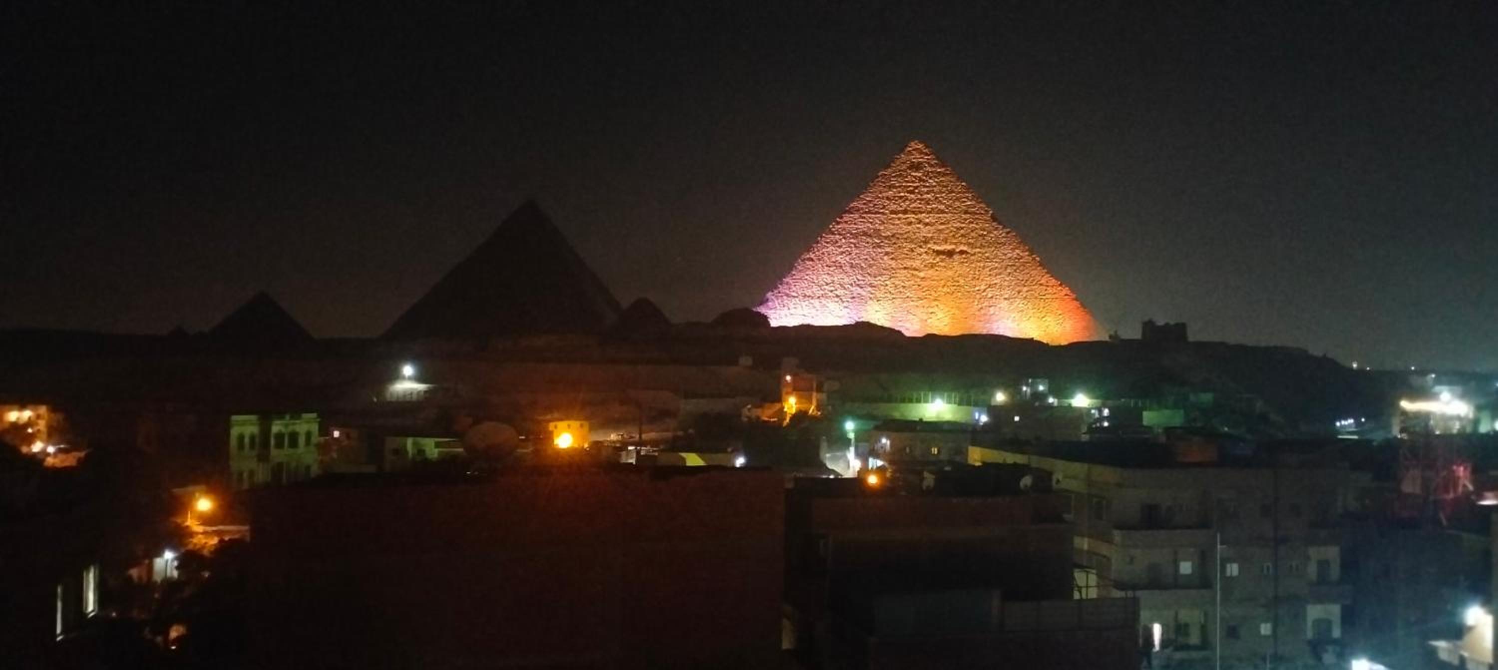 Royal Zeina Pyramids Inn