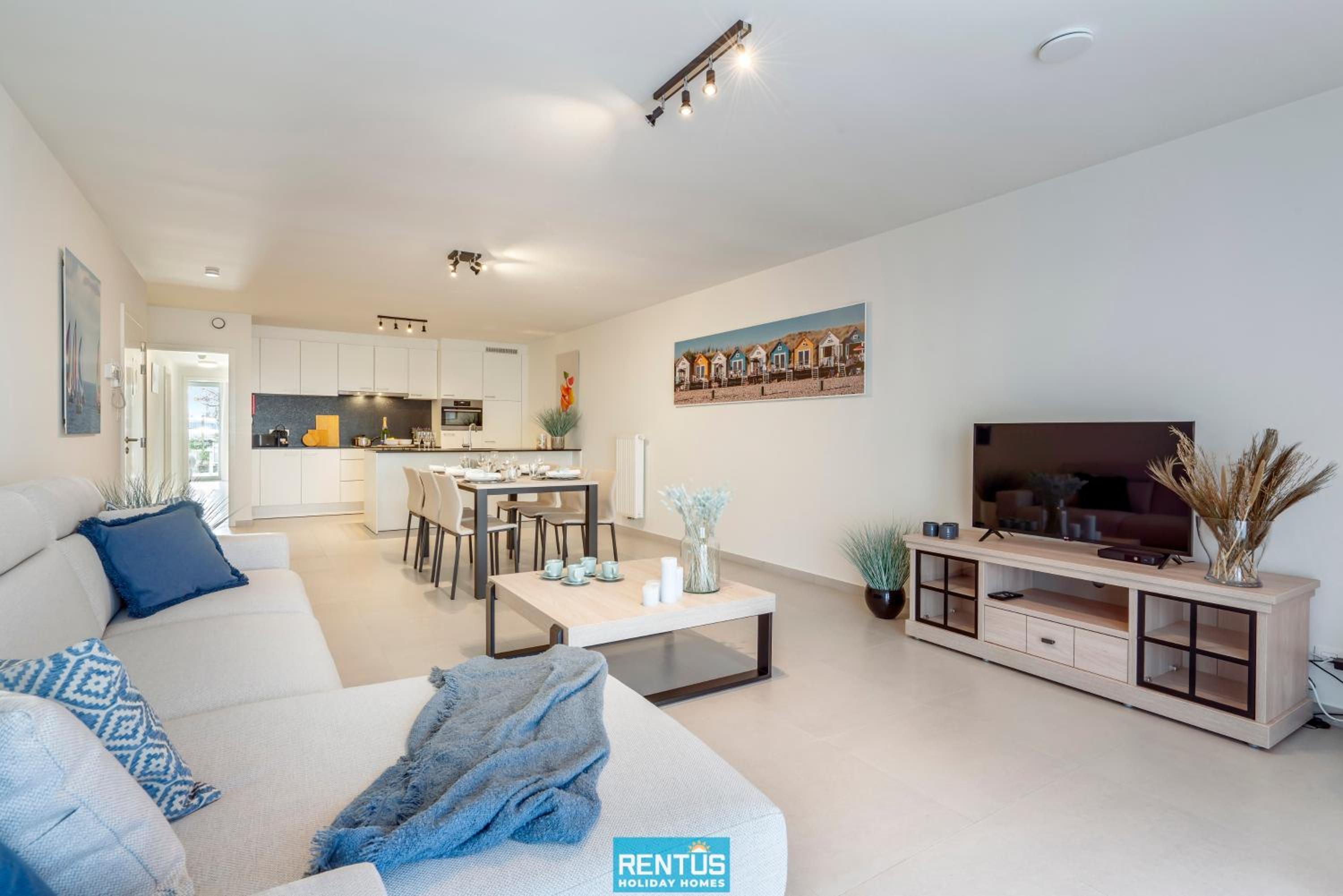 Thyline One - new spacious apartment for 8 persons view 2