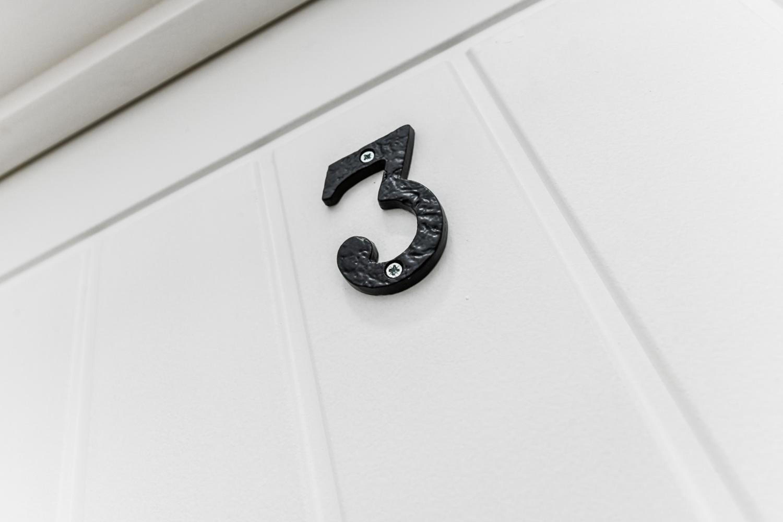 Nottingham Vacations - Church Street Flat 3 - Minimalist Studio in Basford - Property Image 11