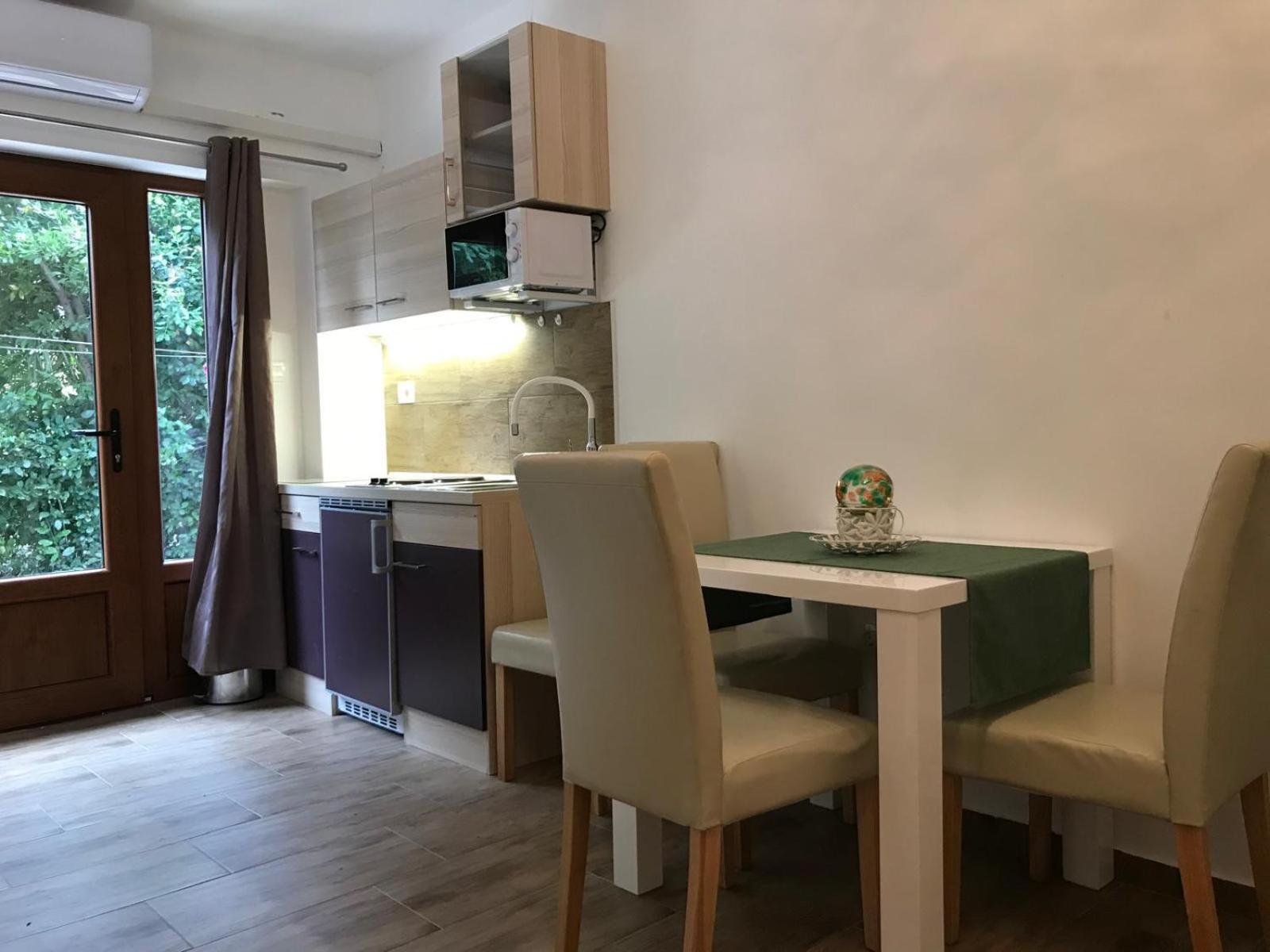 Apartman Ellie