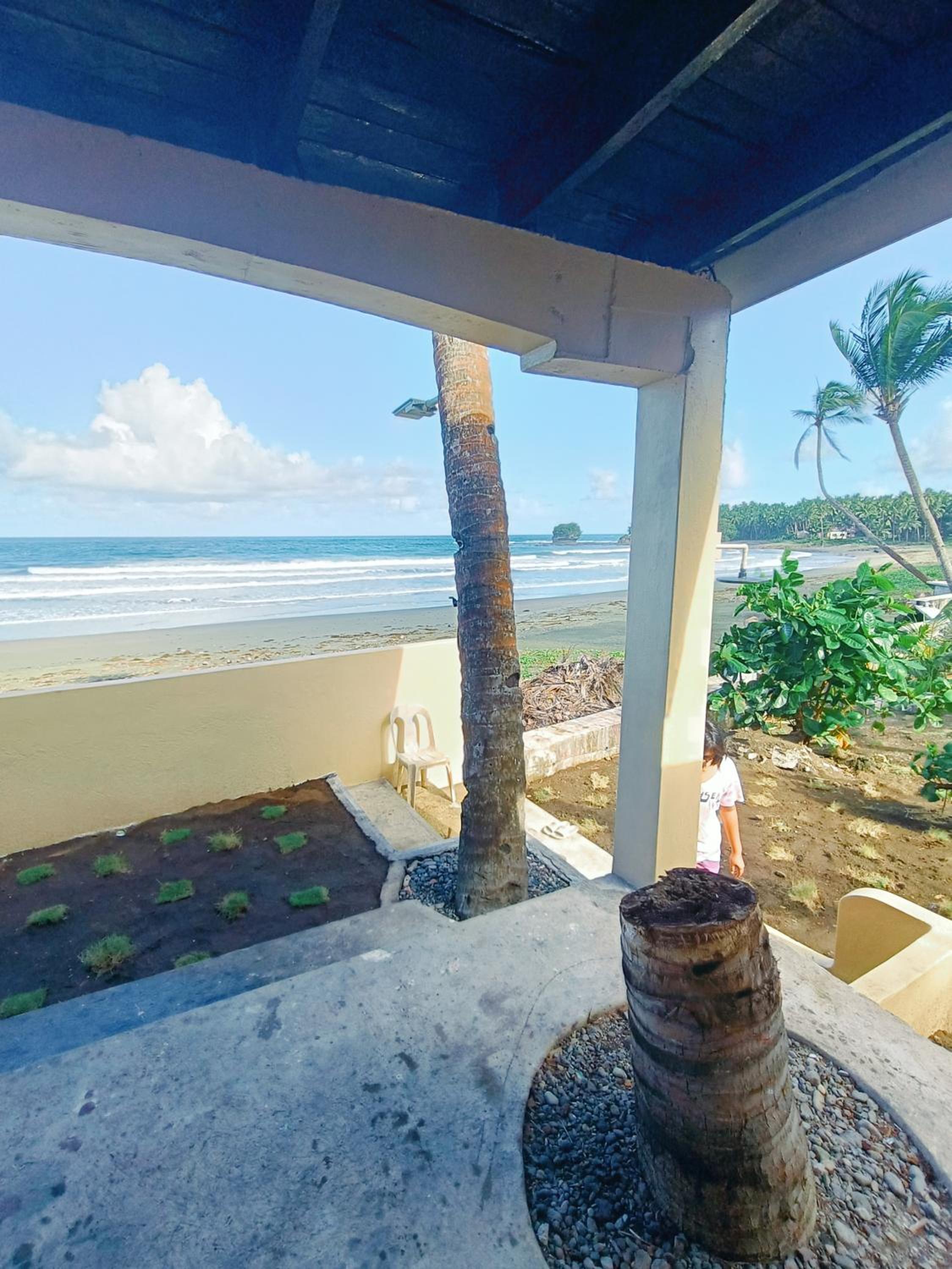 Earthsea Surf Garden Omawas