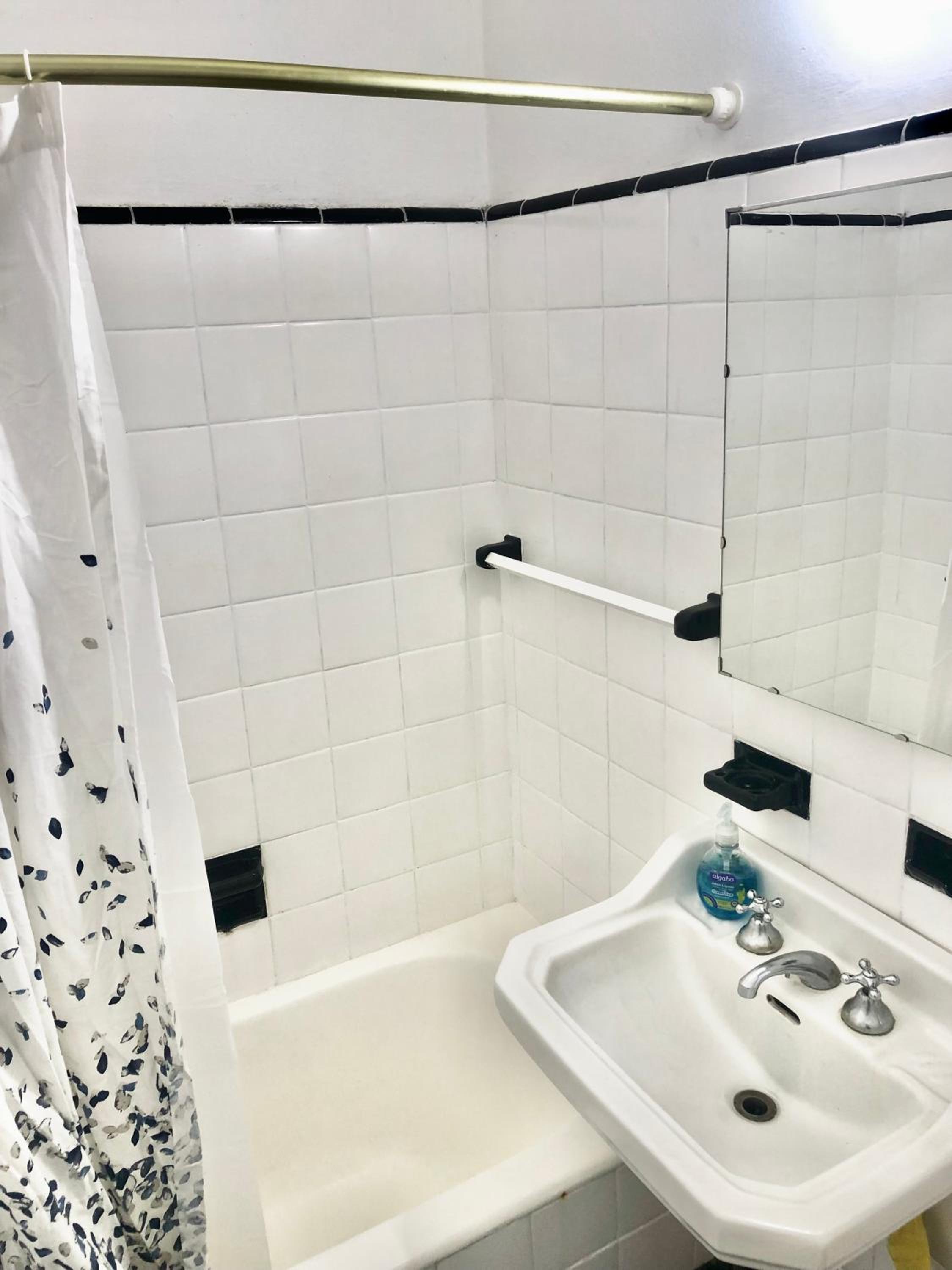 Departamento zona Güemes, a dos cuadras del mar ,Dos ambientes,céntrico