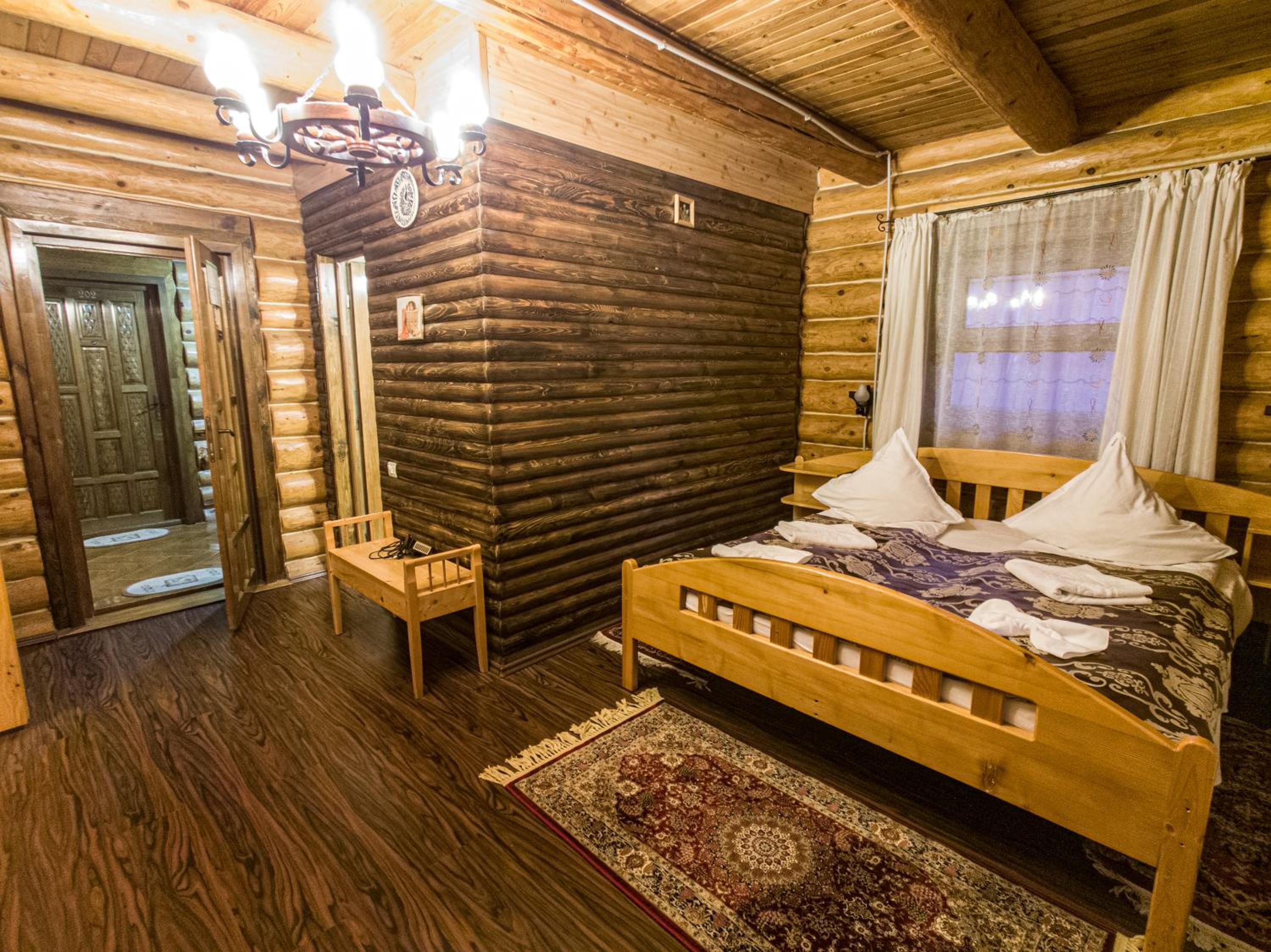 Pensiunea Moeciu Casa Wiarusti view 5